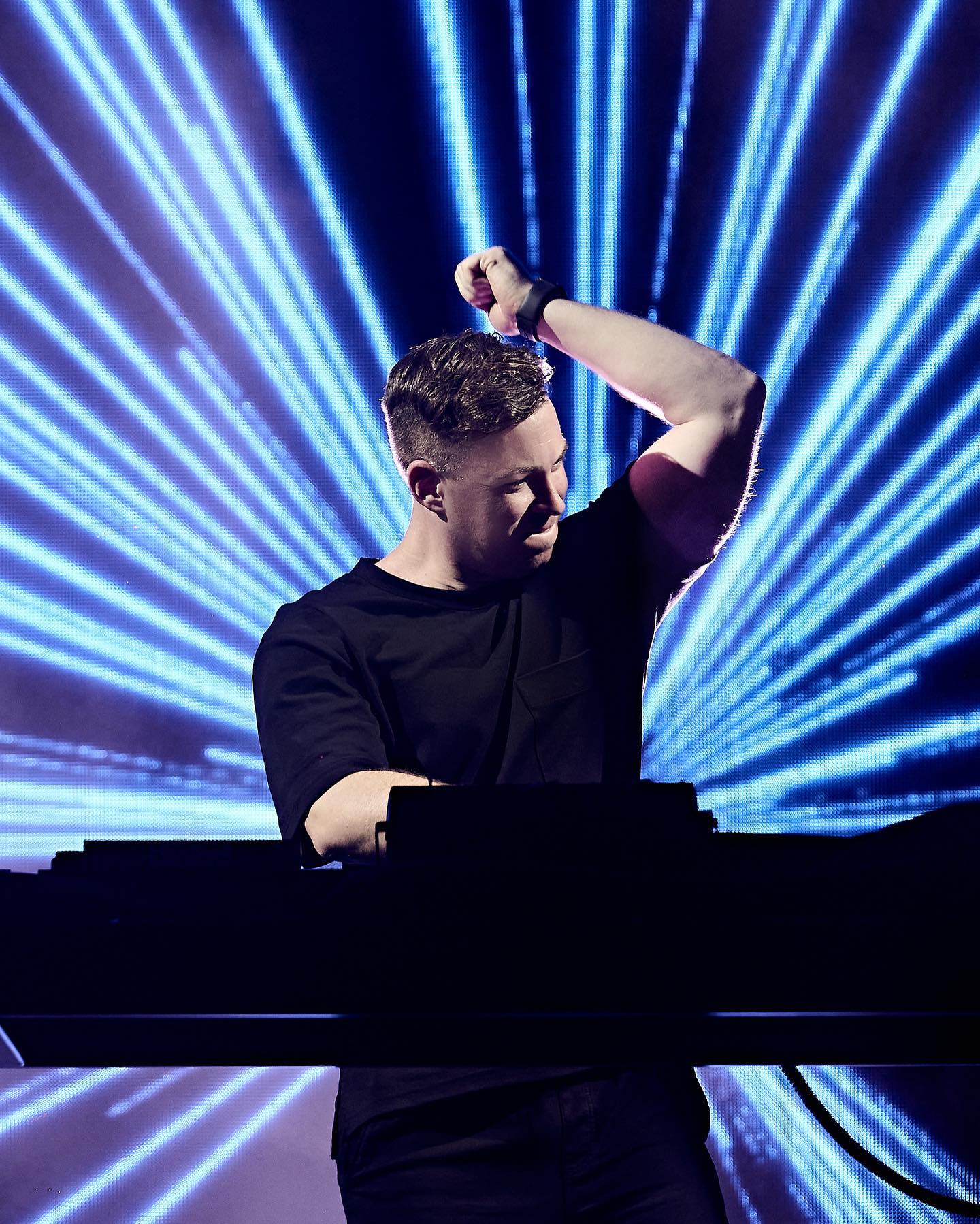 Scandal la SAGA 2024. DJ Hardwell a părăsit scena după 10 minute: „Nu am fost plătit, nu pot presta”. Reacția organizatorilor