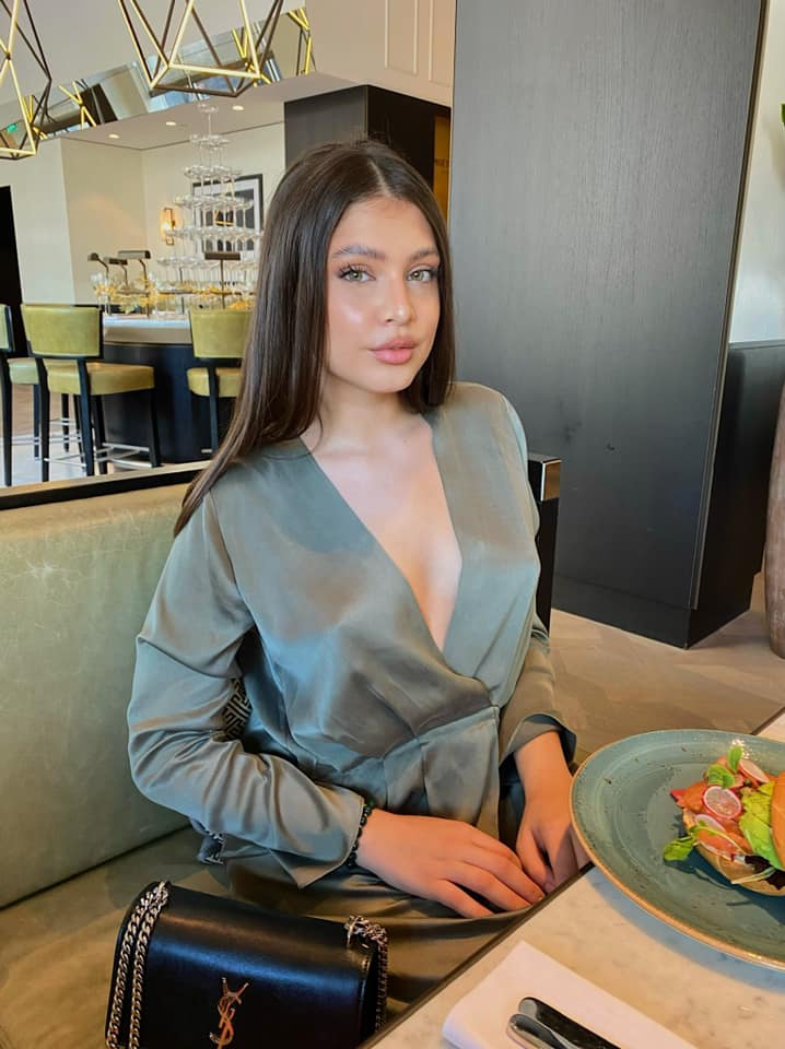 Ce a pățit Elena Chiriac când s-a mutat în Londra. E studentă la o universitate prestigioasă, își dorește o carieră în actorie: „Am învățat să trăiesc cu puțin”