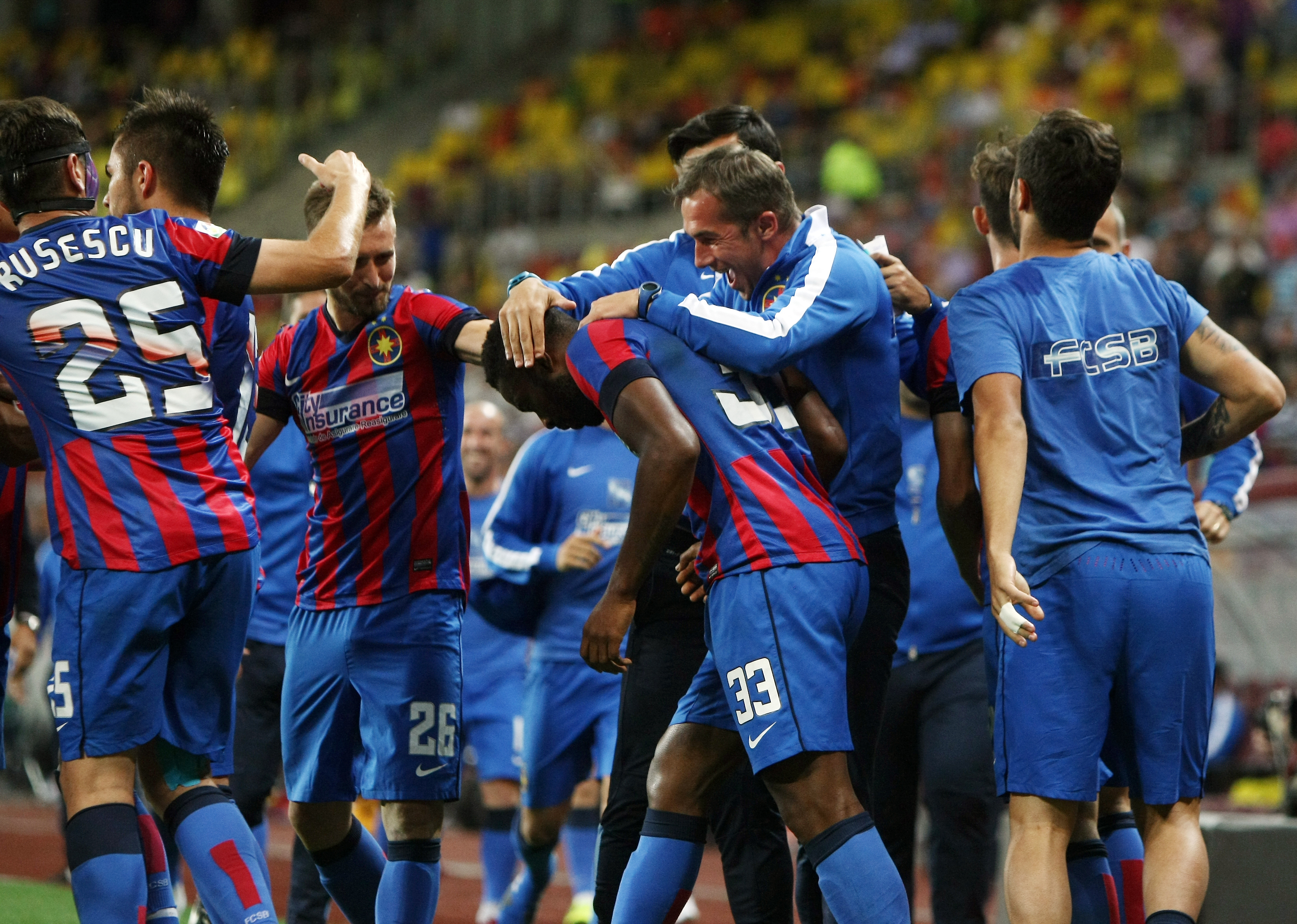 ASTRA - ASA 3-1 şi STEAUA - FC BOTOŞANI 2-0. Rocada mare / VIDEO