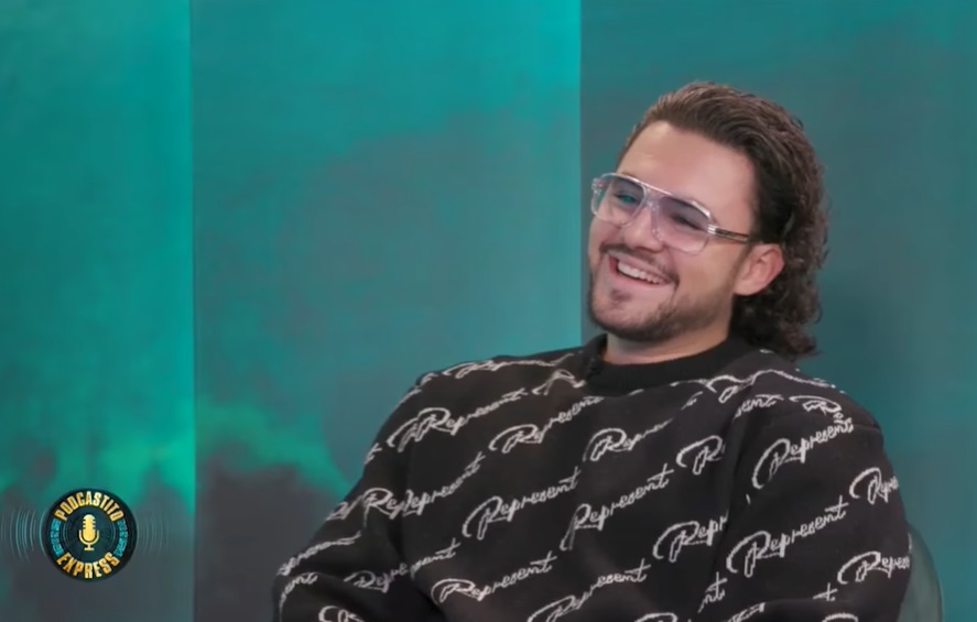 Mario Fresh l-a tachinat pe Aris Eram, care se zvonește că are o relație cu Laura Giurcanu: „Uite, s-a înroșit!”