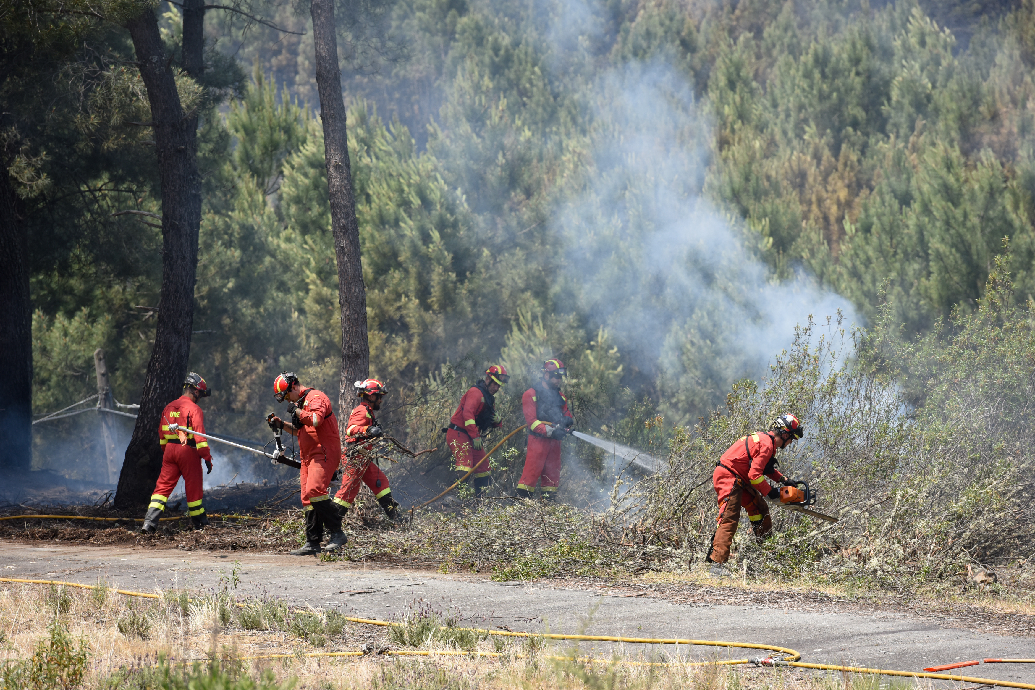 Incendiu uriaș de vegetație în vestul Spaniei. Peste 700 de săteni evacuați și mii de hectare distruse