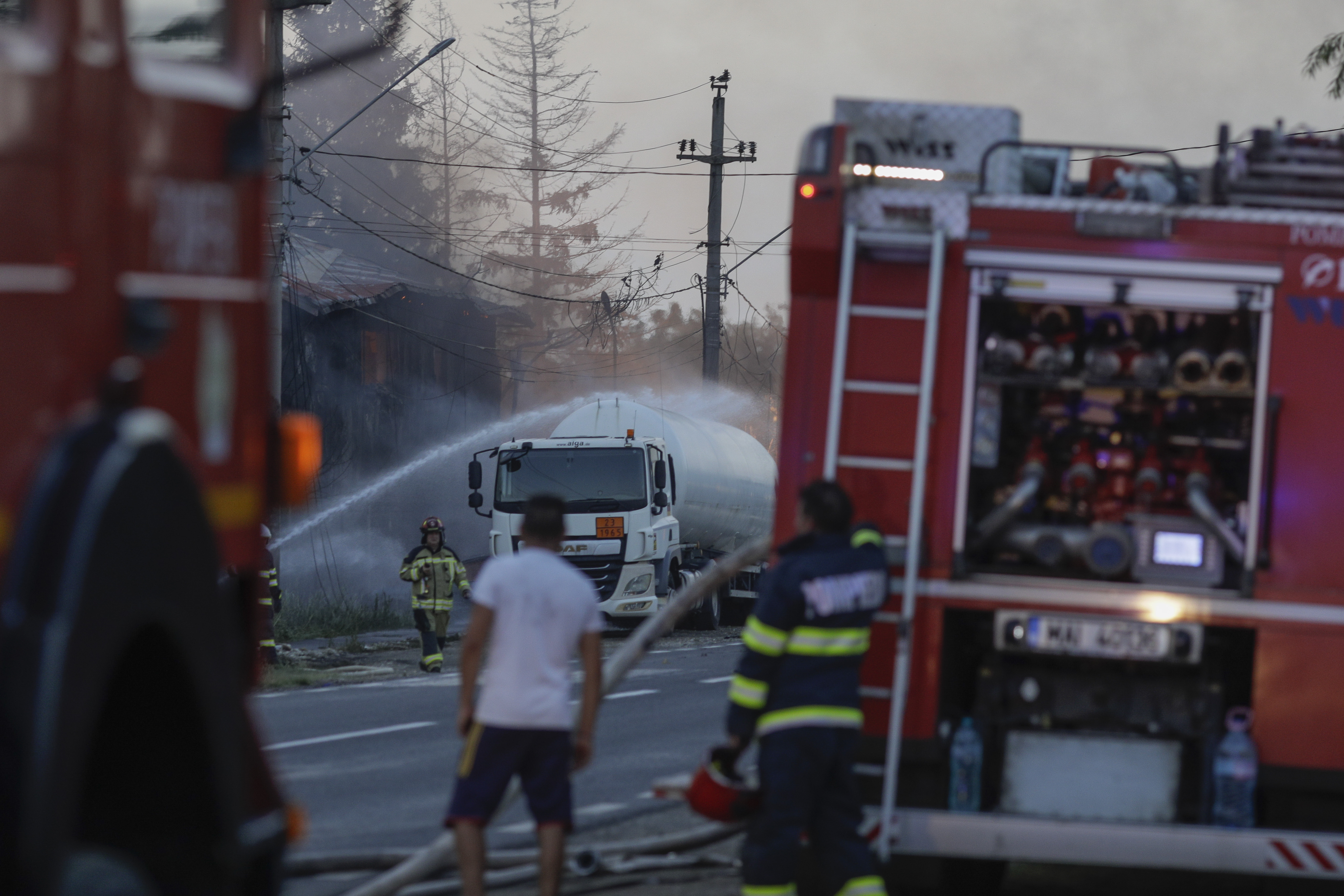 LIVETEXT: Doi morți și 56 de răniți, după exploziile de la Crevedia. Stația GPL funcționa ilegal din 2020. Primele concluzii ale procurorilor - VIDEO