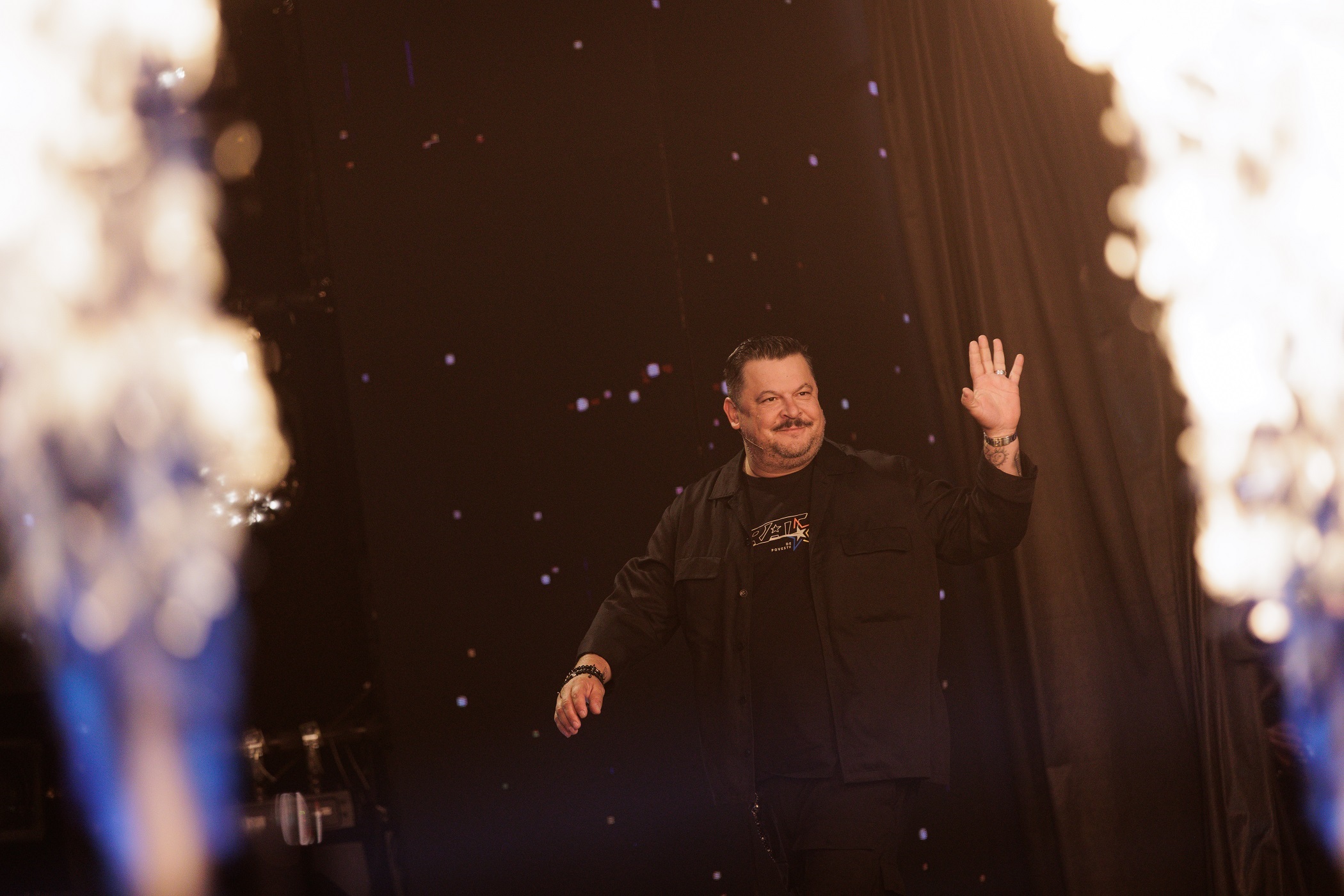 Ce vedetă l-a ajutat pe Mihai Bobonete să ajungă la „Românii au talent”: „Reprezintă un reper în categoria lui”