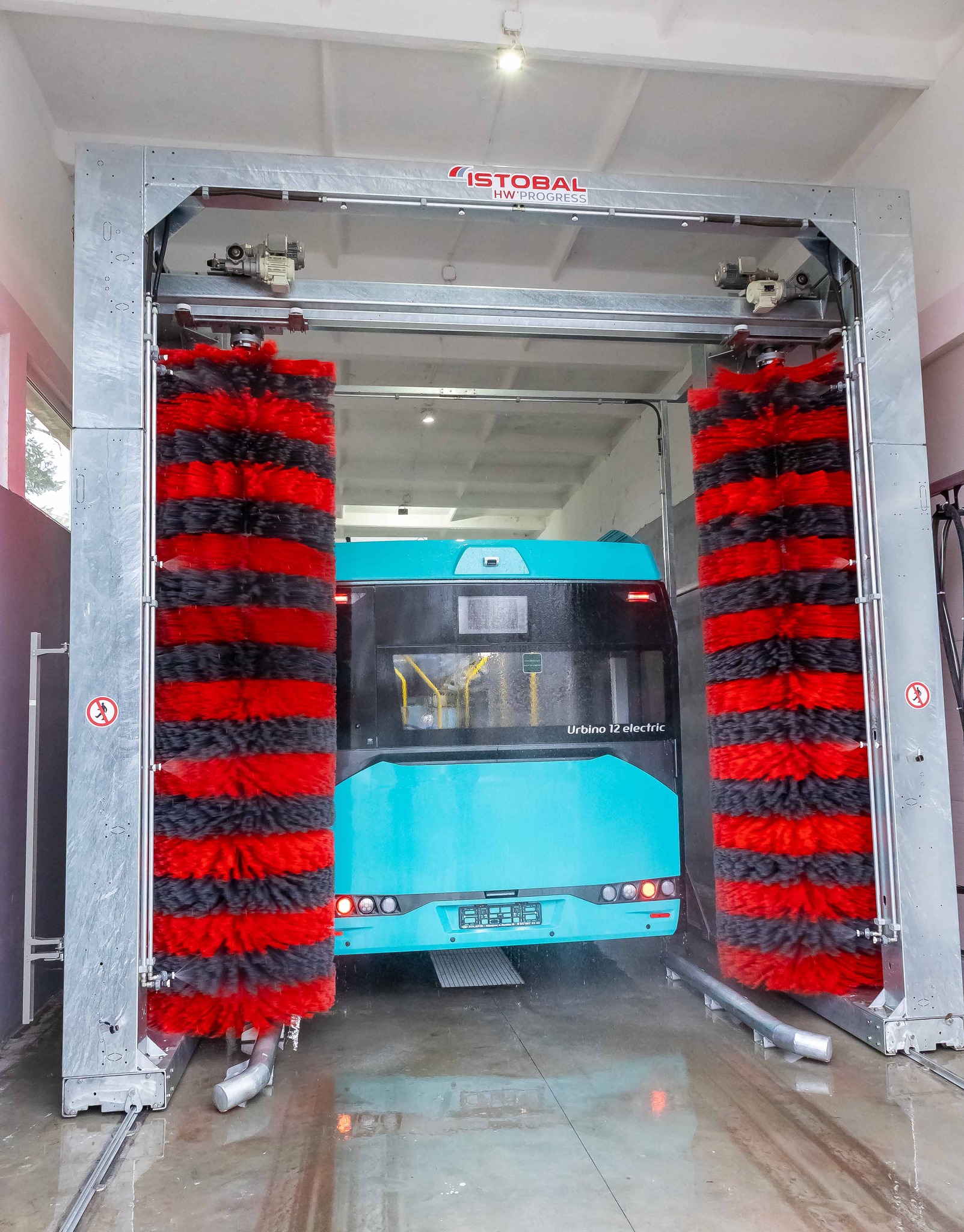 Primele doua autobuze electrice au sosit în Galați. Primăria a achiziționat 42 de autobuze