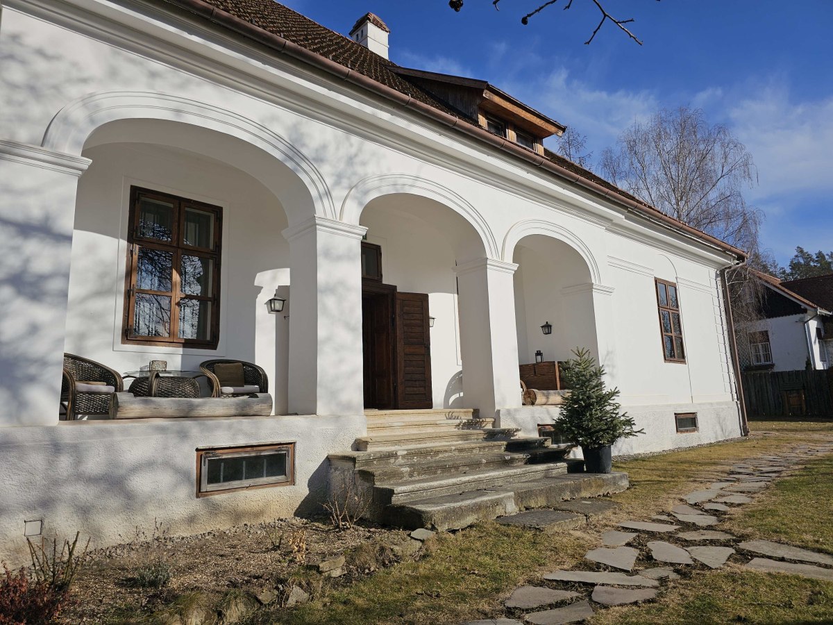 Călătorie în satul lui Gheorghe Doja. Locul unde turiștii renunță la carnea de grătar pentru meniuri vegetariene