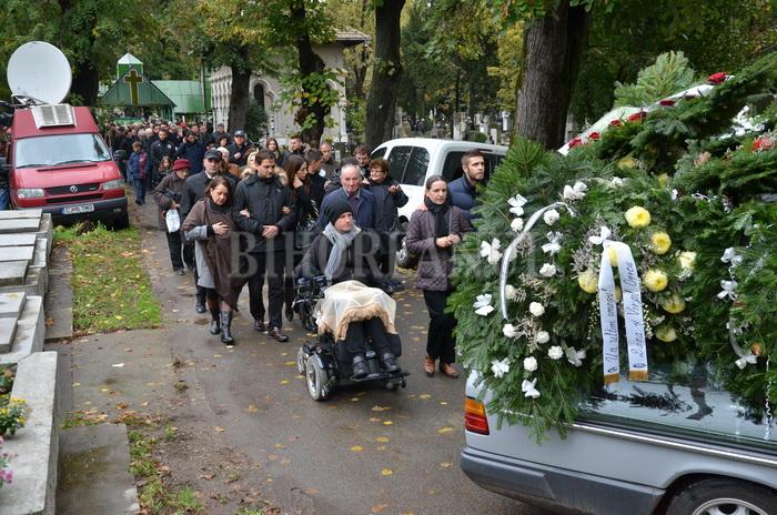 DOLIU. Neşu senior a fost înmormântat: "A avut un moment de cădere"