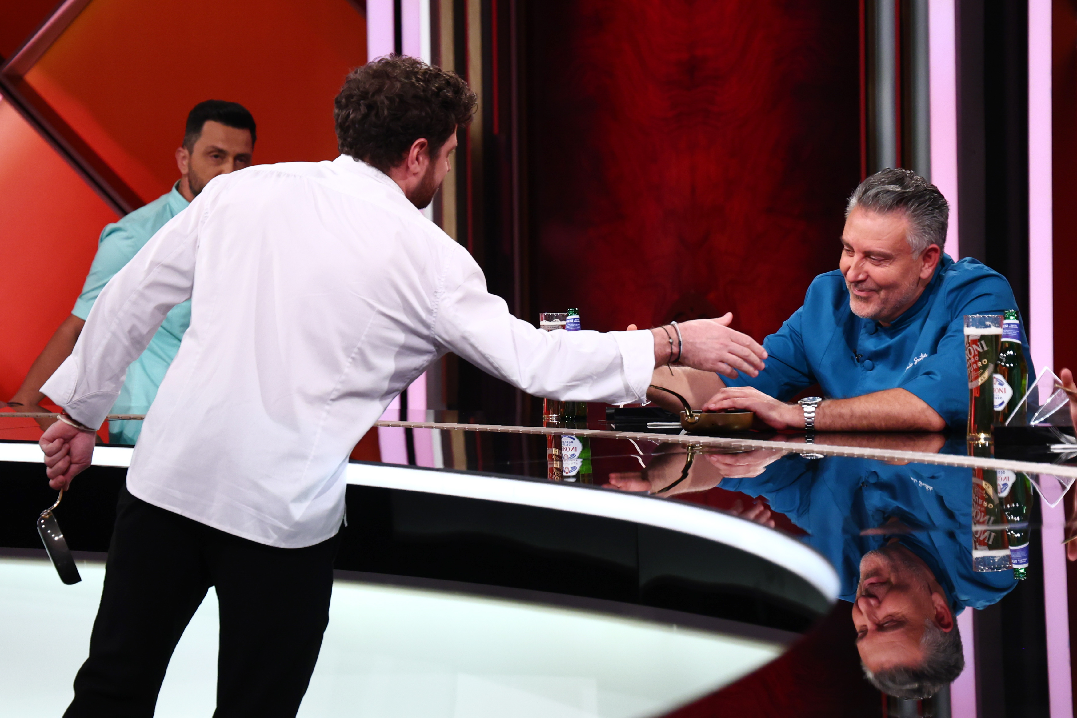 Vlăduța Lupău, la „Chefi la cuțite” 2026. Ce rol va avea artista de muzică populară la Antena 1
