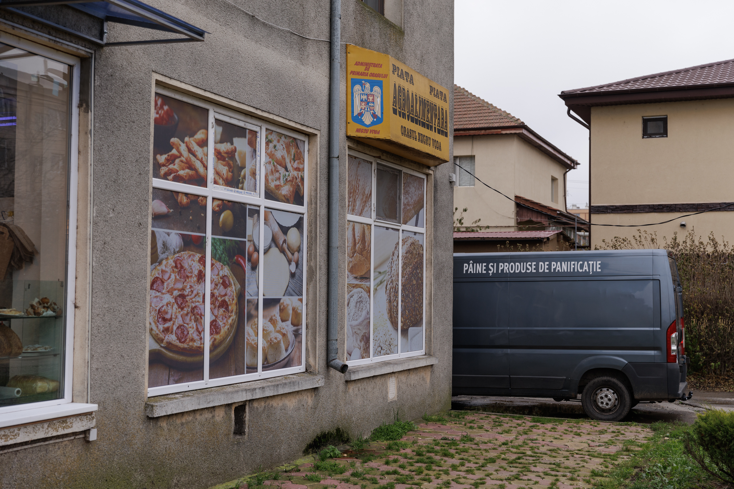 Mic sondaj la marginea țării. De la „frumosul Ciolacu” și „inteligentul Geoană” la „Băsescu cel hazliu”, ce cred oamenii care trăiesc în colțul de jos al hărții, în Dobrogea, despre prezidențiale