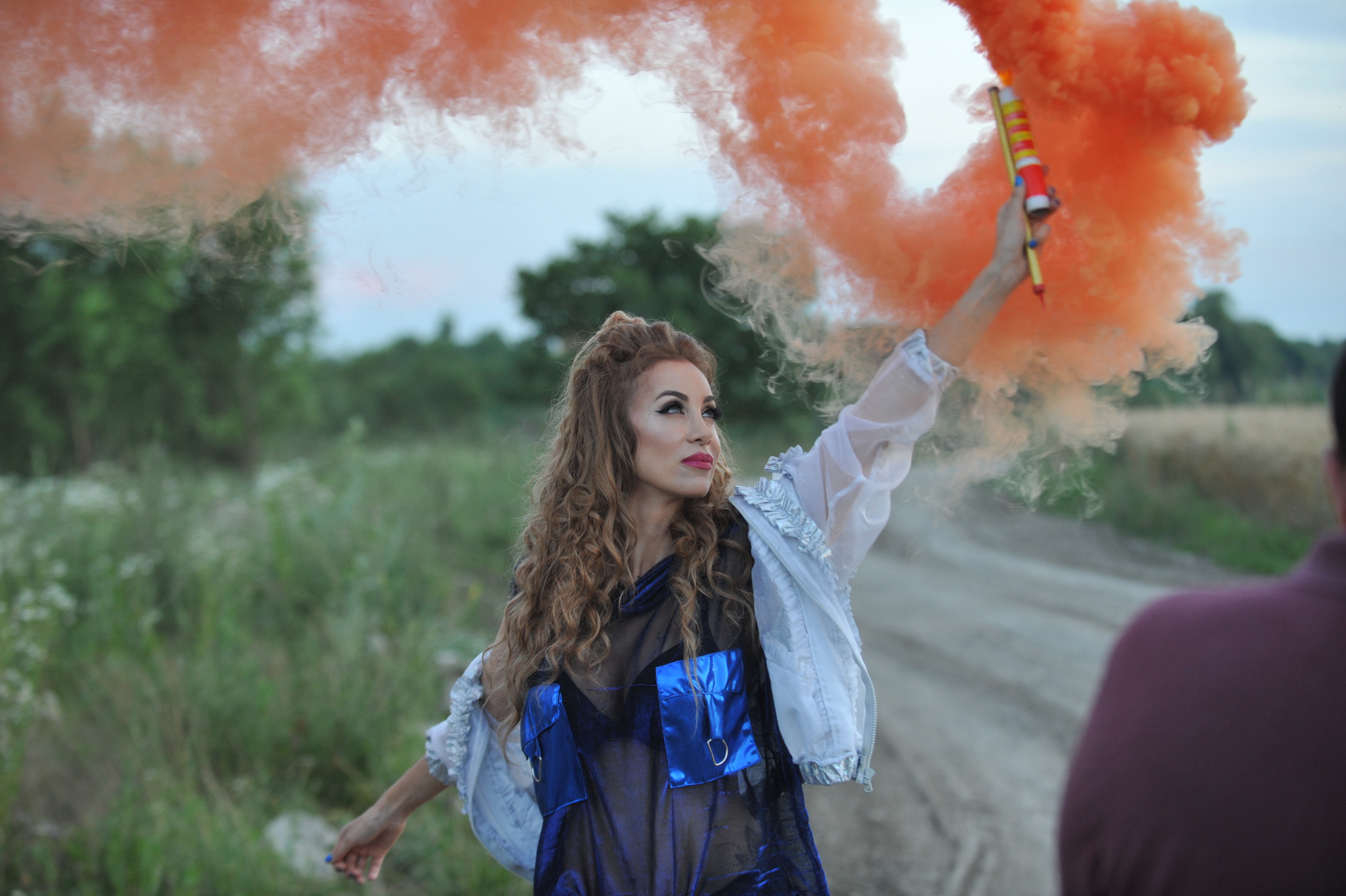 Atenţie, Arde! Annes lansează cel mai sexy şi provocator videoclip, un featuring cu Balkan