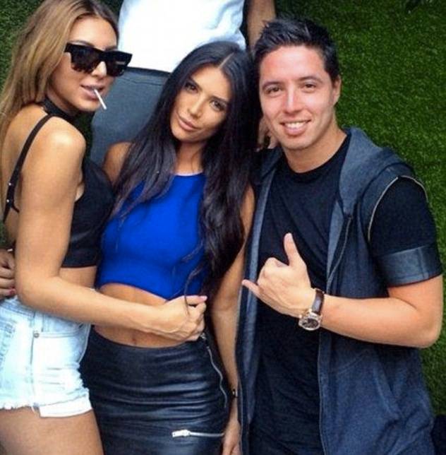 Nasri a uitat de Mondial şi se distrează cu iubita lui în SUA. ^Anara l-a înjurat cu foc pe Deschamps