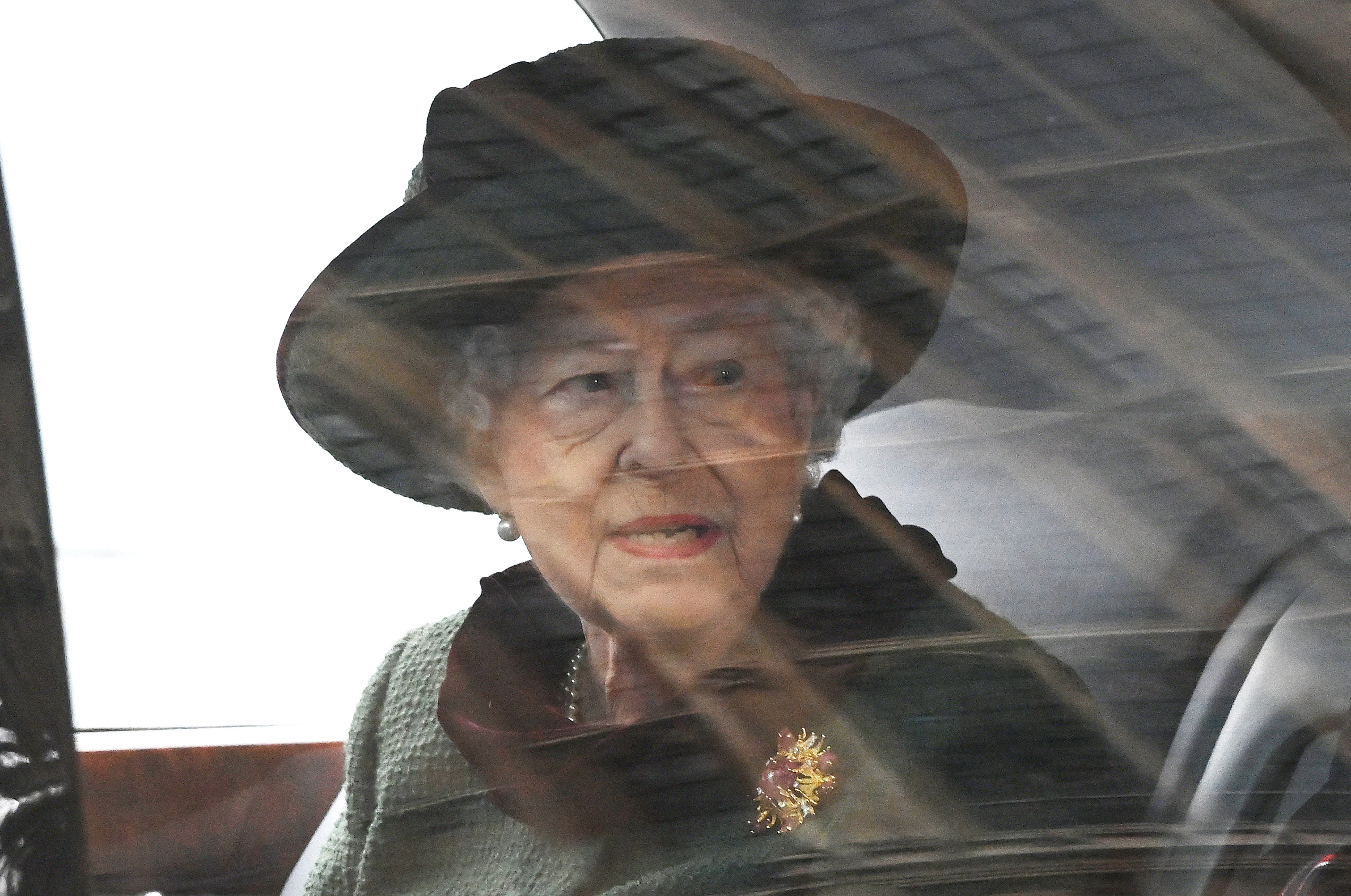 Regina Elisabeta a II-a, prima apariție publică după 5 luni. Suverana a participat la o ceremonie în memoria prințului Philip