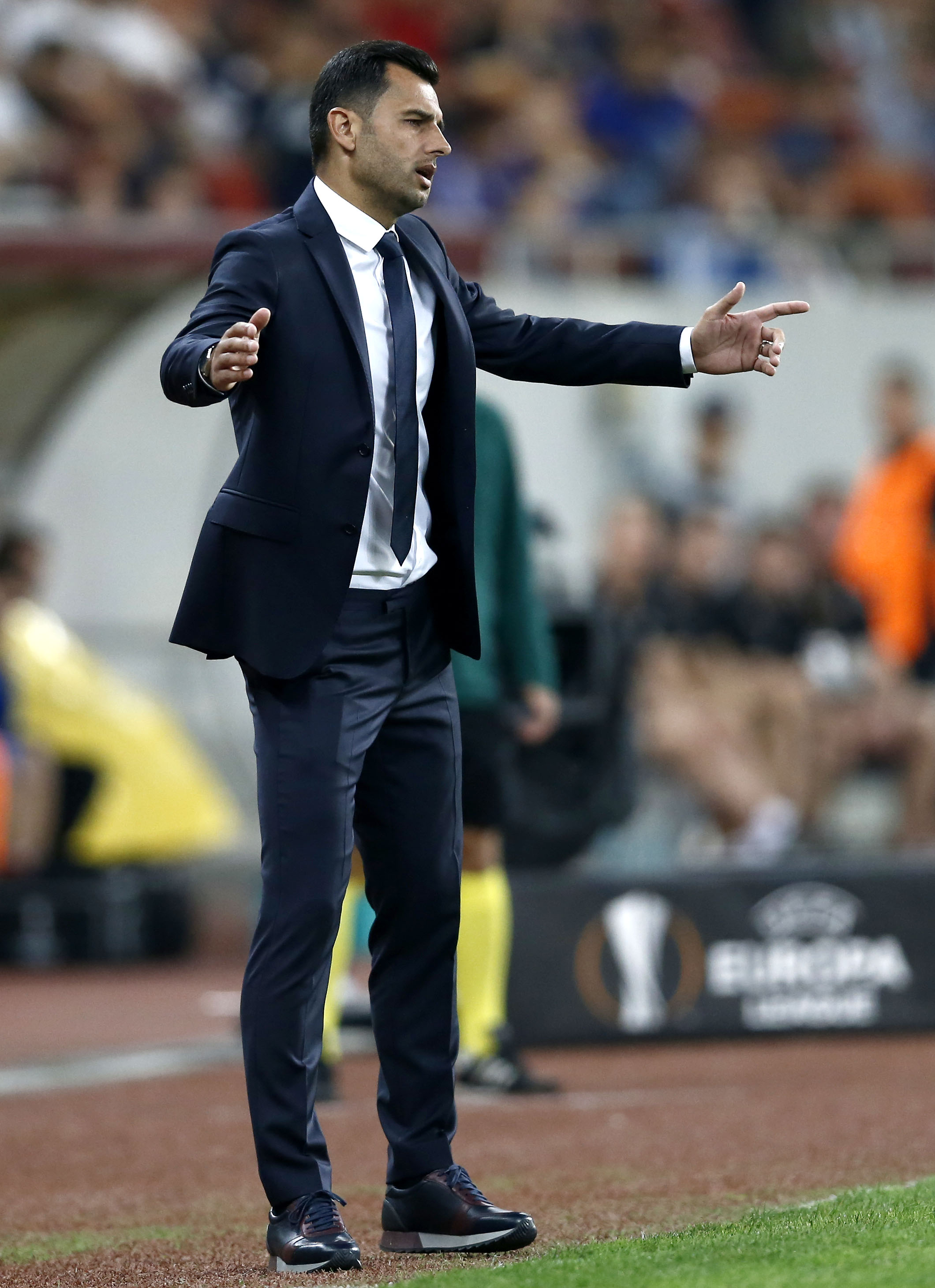 Liga Europa, FCSB - Viktoria Plzen 3-0. Seară glorioasă. Se ridică steaua lui Dică. Dublă de efect pentru Budescu. Trupa lui Becali, liderul Grupei G