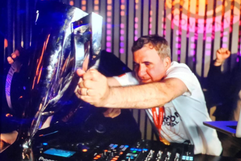 Hagi a fost DJ la petrecerea care a urmat după ce Farul a cucerit titlul în Liga 1