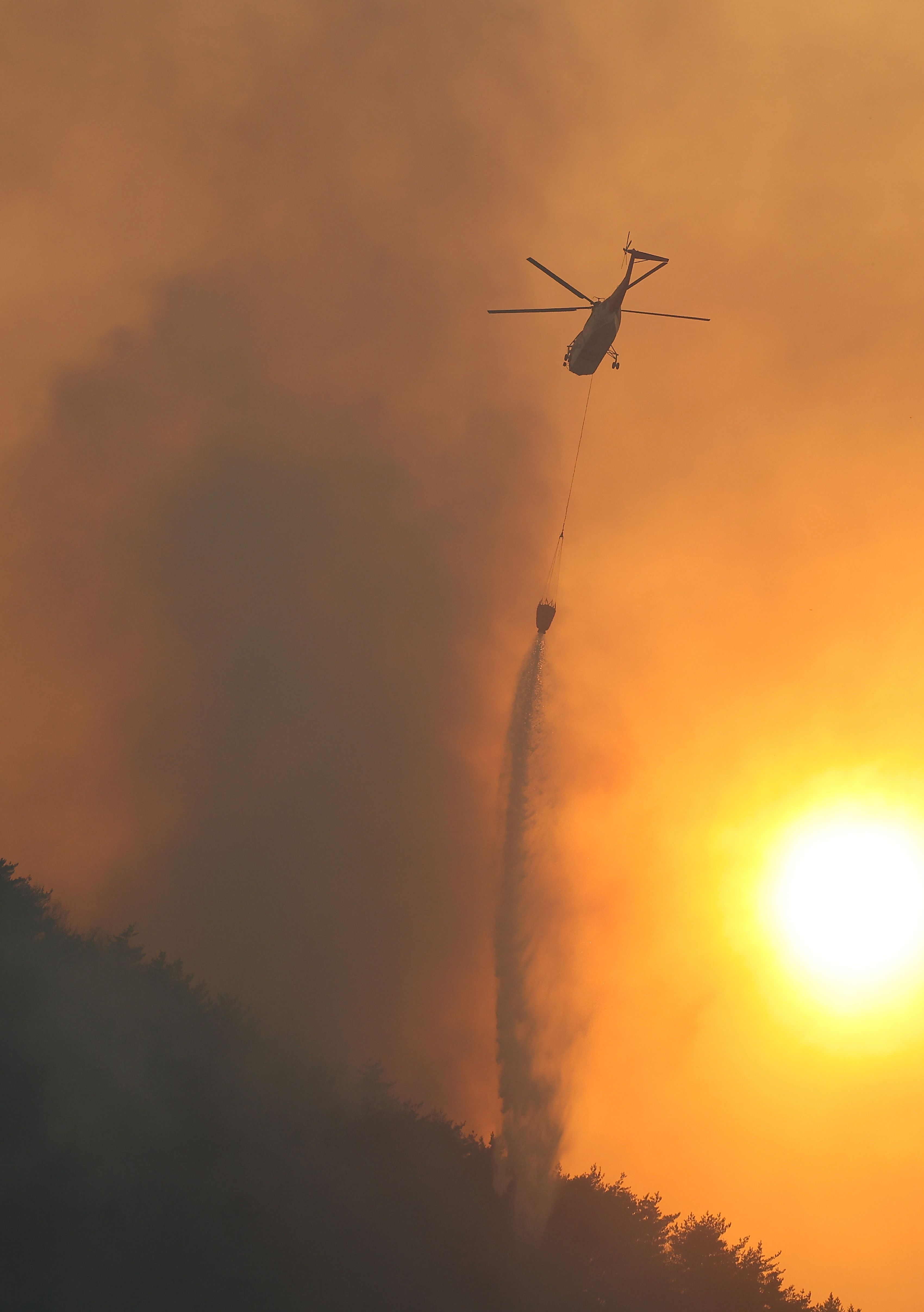Incendii puternice de vegetație în Coreea de Sud. Cel puțin 18 oameni au murit și 19 au fost răniți