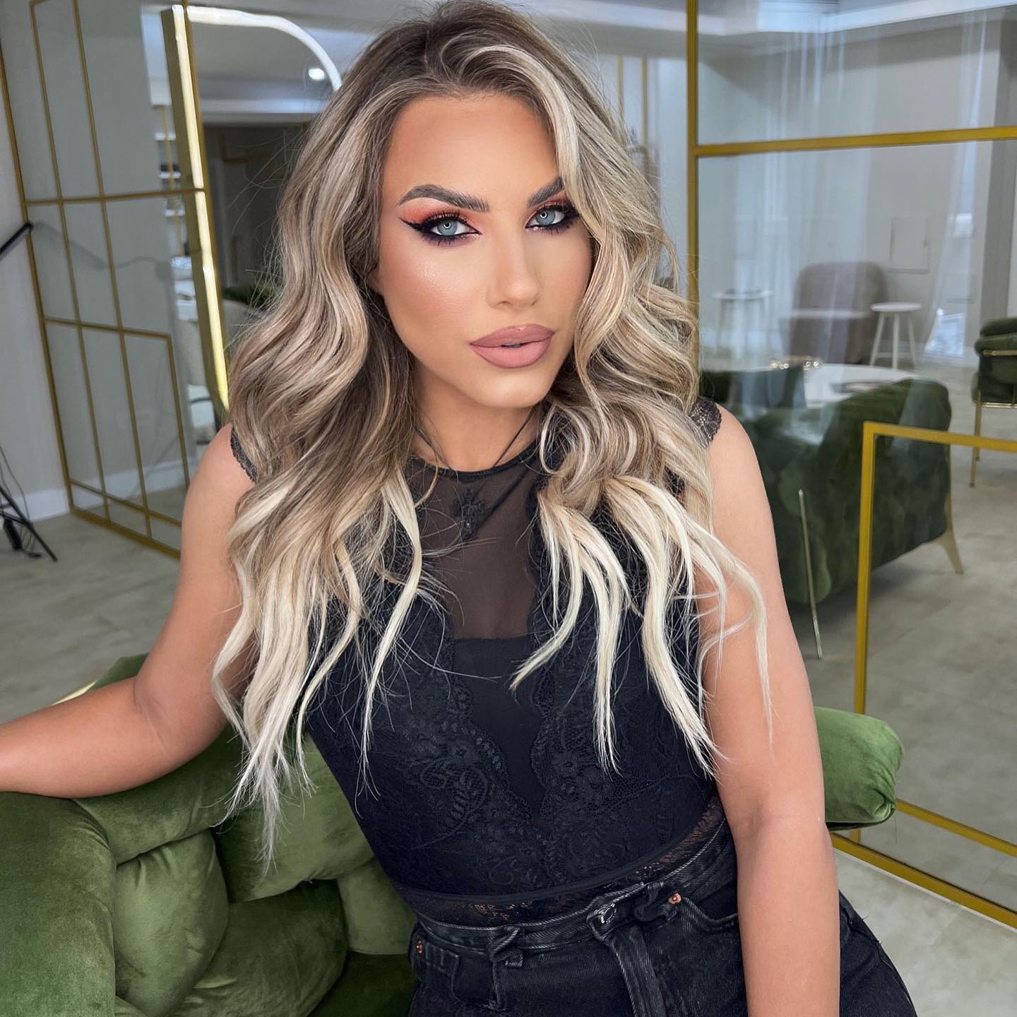 Amna, declarații în lacrimi la TV. Cum se descurcă în rolul de mamă singură, după ce a divorțat: „Ce merităm, aia primim”