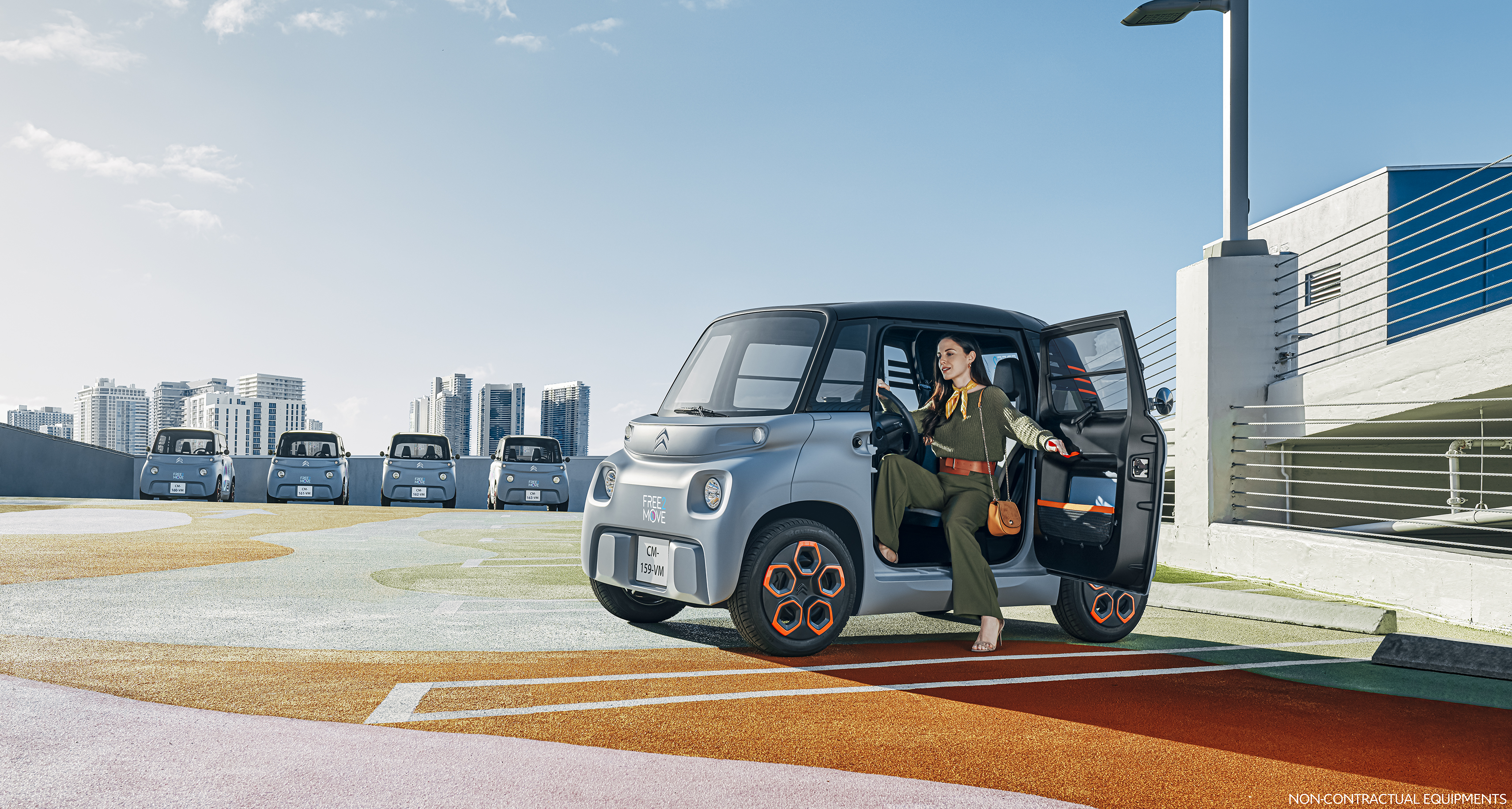 VIDEO/FOTO | Francezii au lansat cel mai ieftin automobil electric din Europa. Costă 6.000 de euro, are o autonomie de 70 km și poate fi condus fără permis