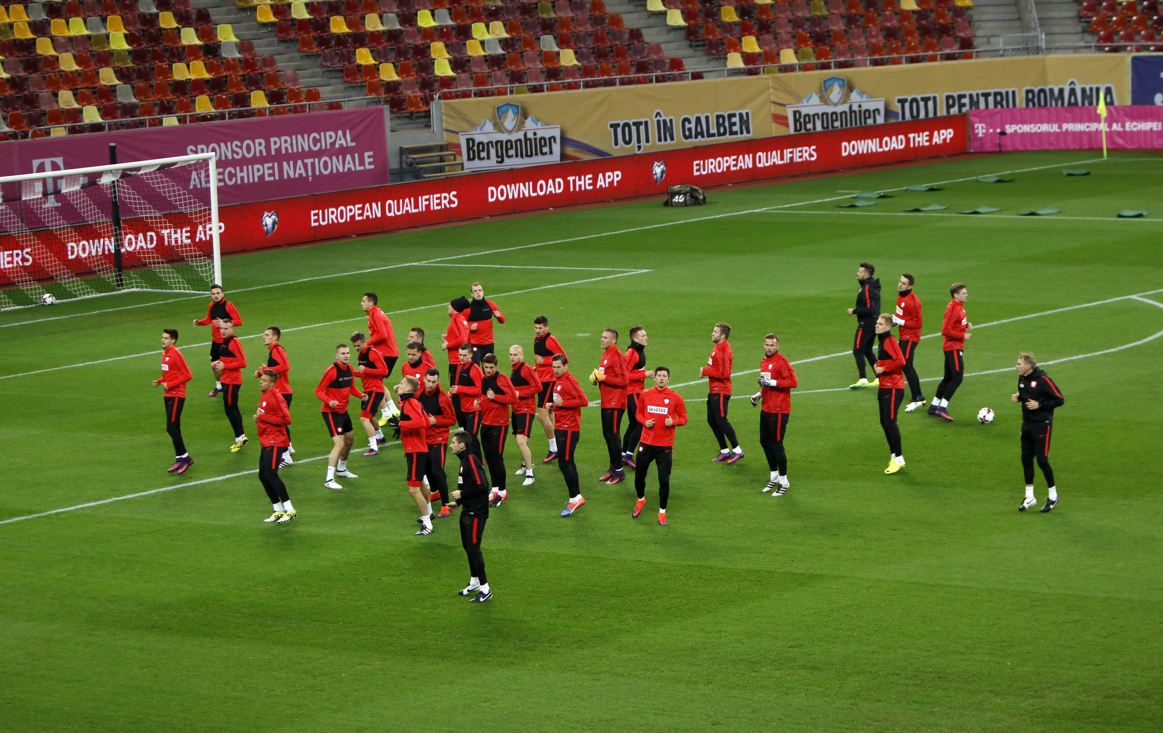 România - Polonia (vineri, 21.45, TVR1), preliminariile CM 2018. VAN DAUM! Neamțul vrea să-i fiarbă pe polonezi! Numerele tricolorilor | LIVE BLOG