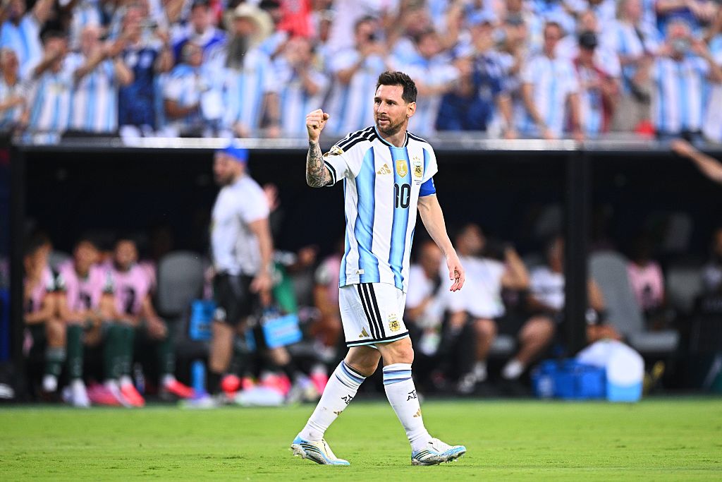 Lionel Messi édesapjának halálhírét keltették, közleményben reagált a család