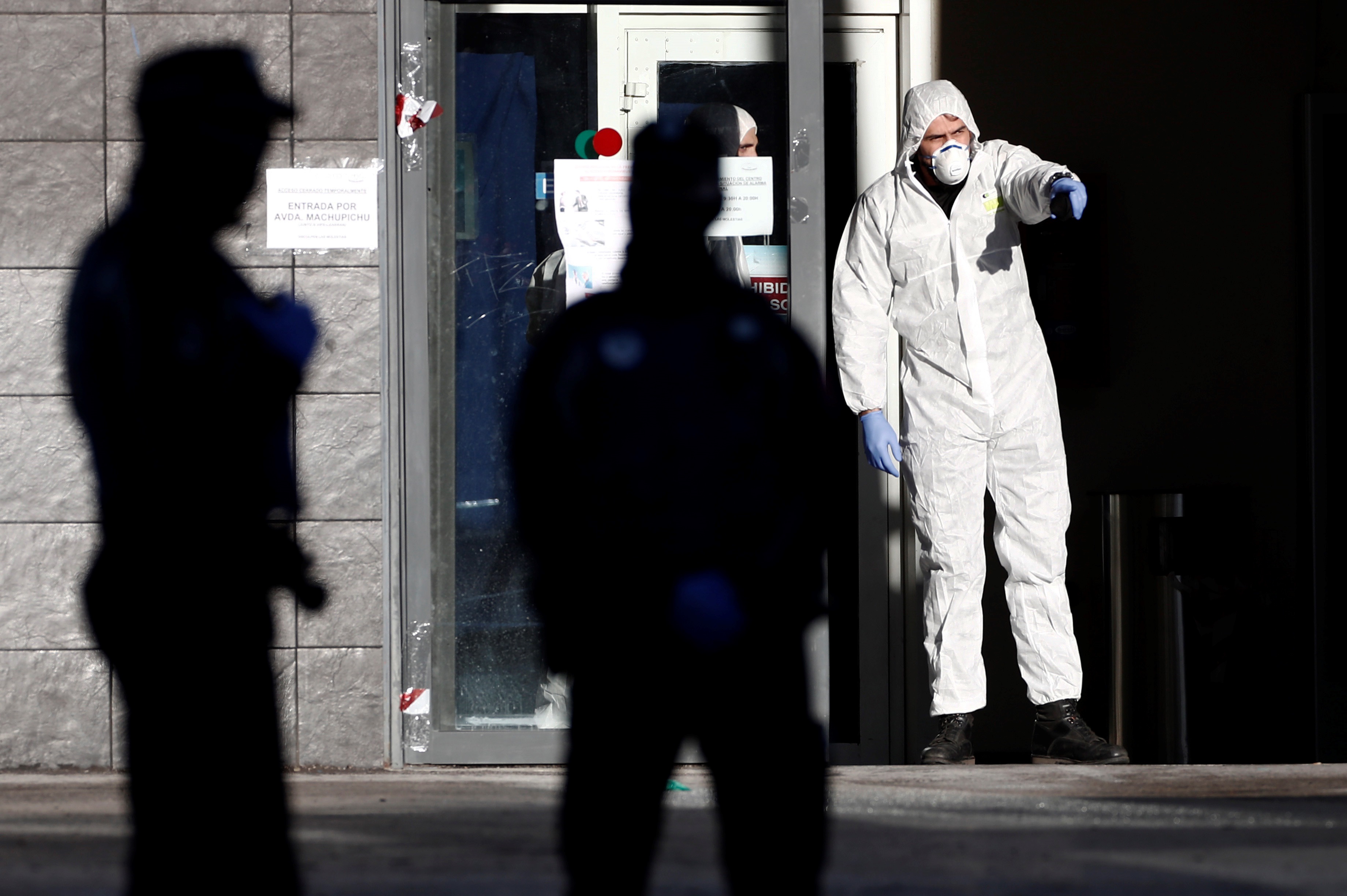 Unul dintre cele mai mari patinoare din Madrid a fost transformat în morgă