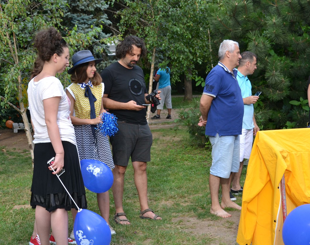 Dana Rogoz, la picnic cu soțul și fiul ei. Uite cât de mare a crescut băiețelul vedetei | FOTO & VIDEO
