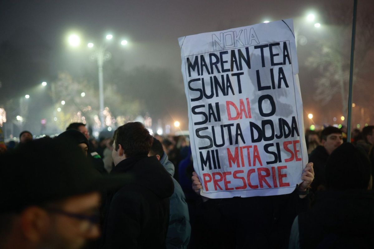 Generația Z, printre cei 4.000 de oameni prezenți în București la protestul pentru reformă în Justiție