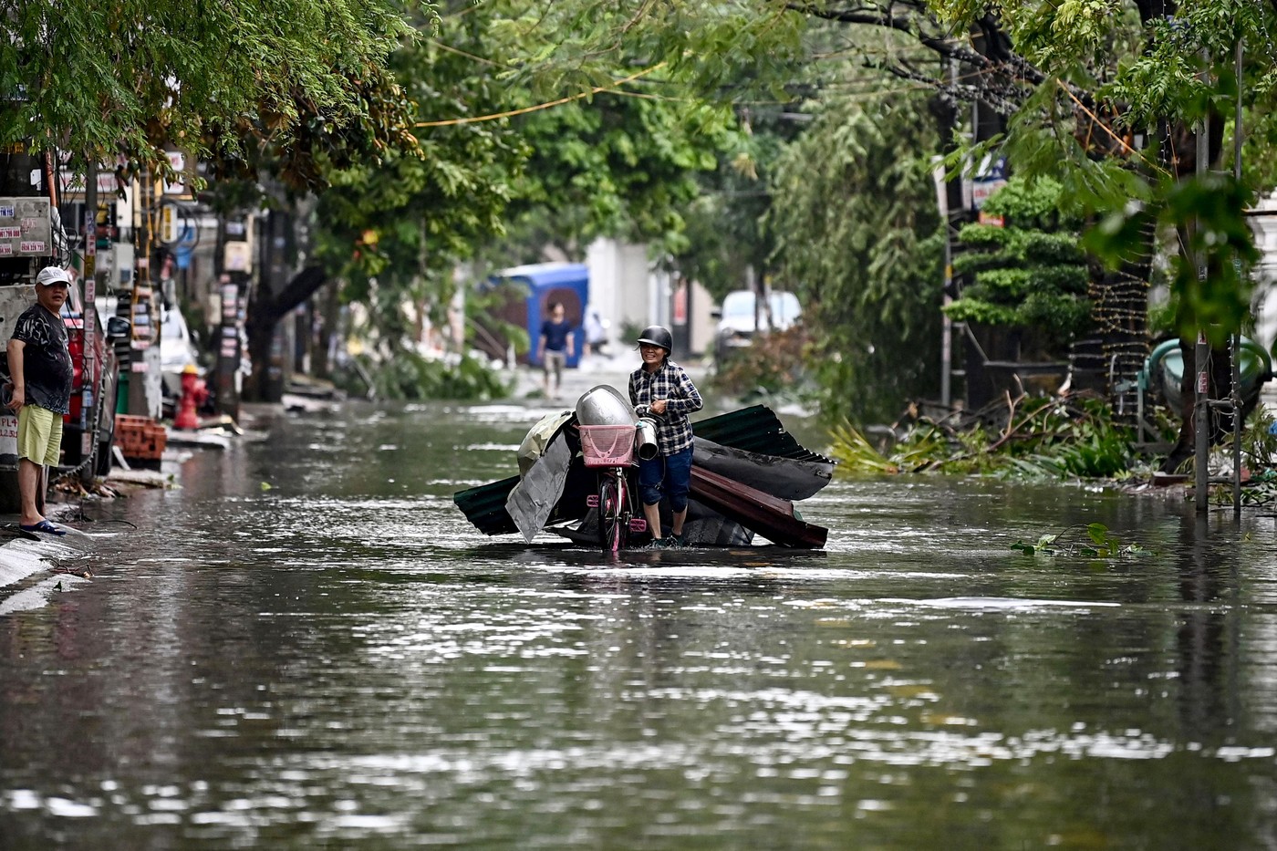 Nouă morţi în Vietnam în urma dezastrului provocat de taifunul Yagi