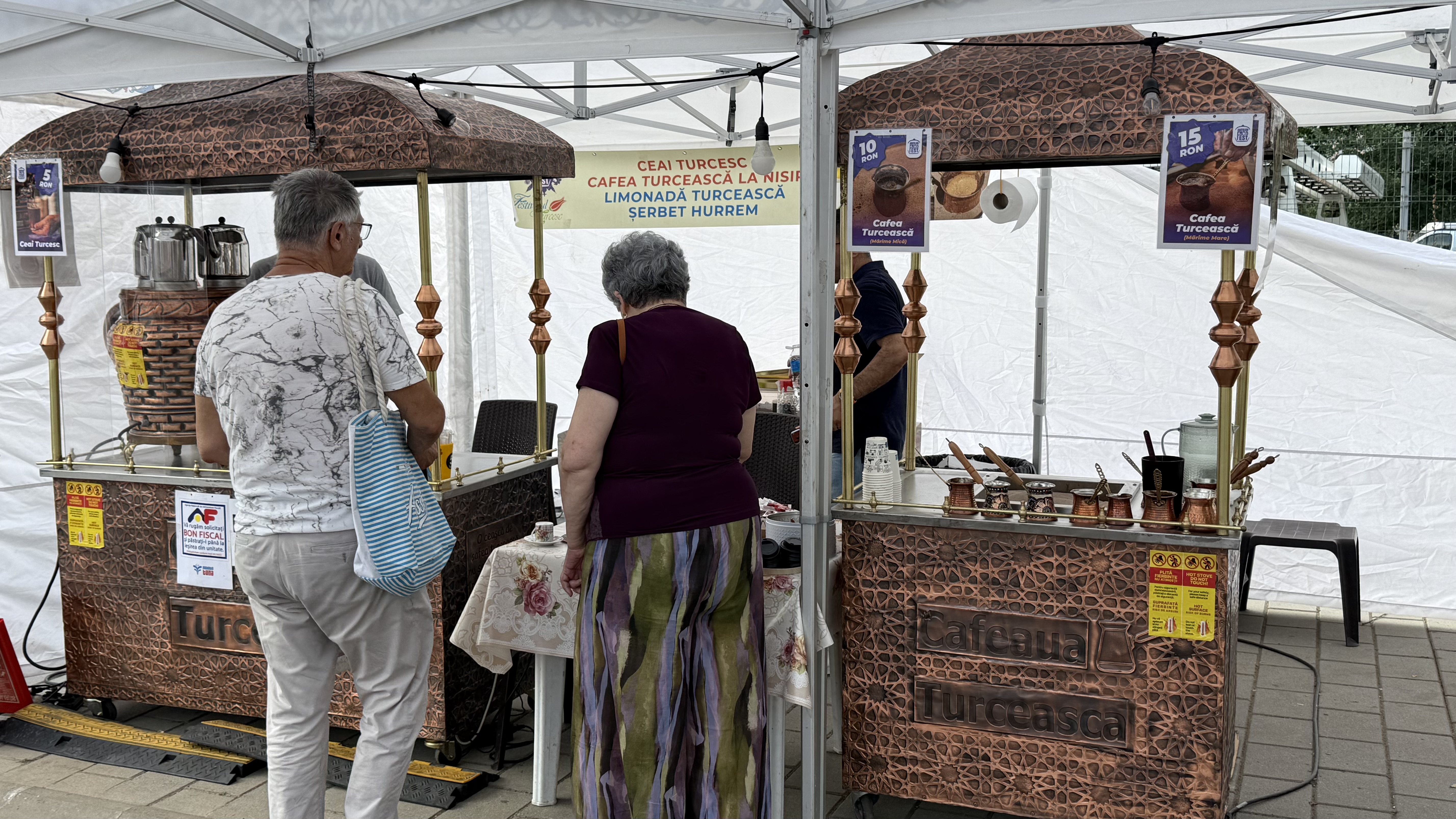 Cât costă șuberekul și kebabul la Festivalul Turcesc de la Arena Națională. Baclavaua e la mare căutare