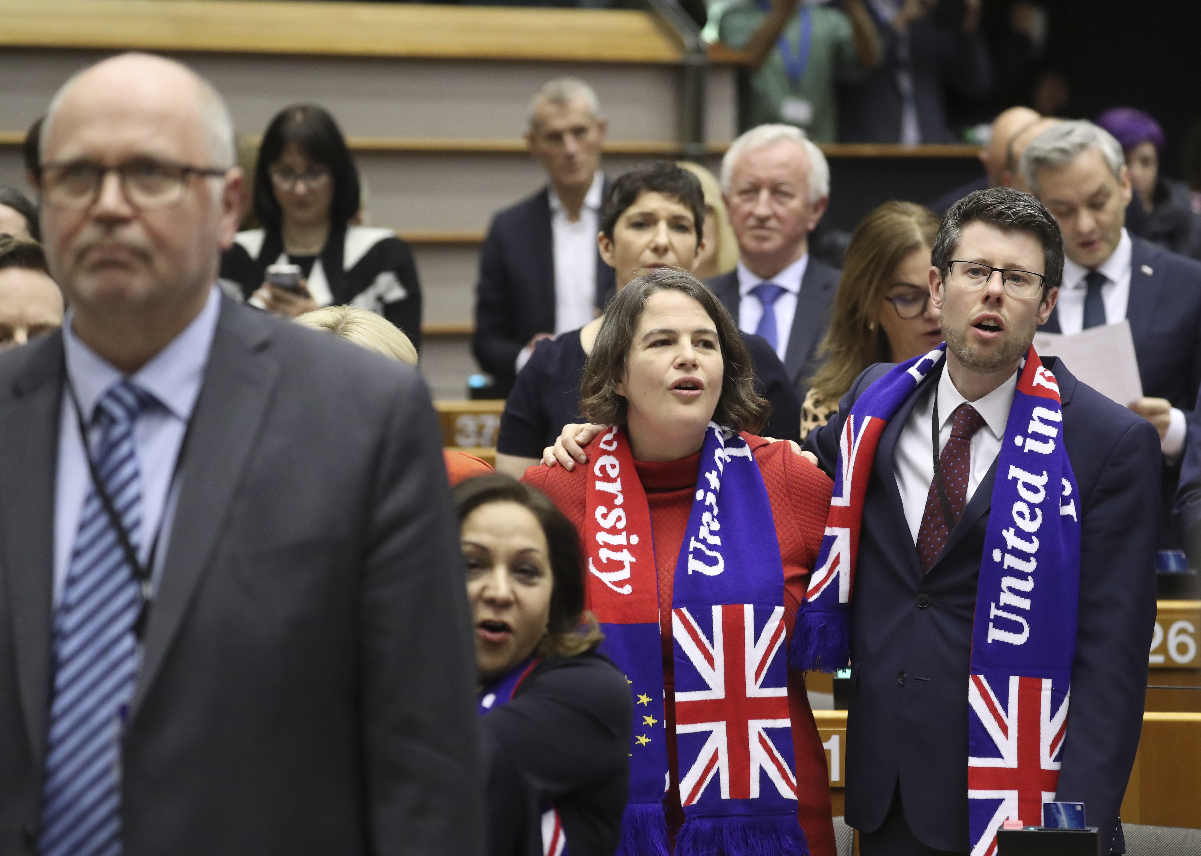Parlamentul European a ratificat acordul de retragere a Regatului Unit din UE. Brexit, la un pas de a intra în vigoare