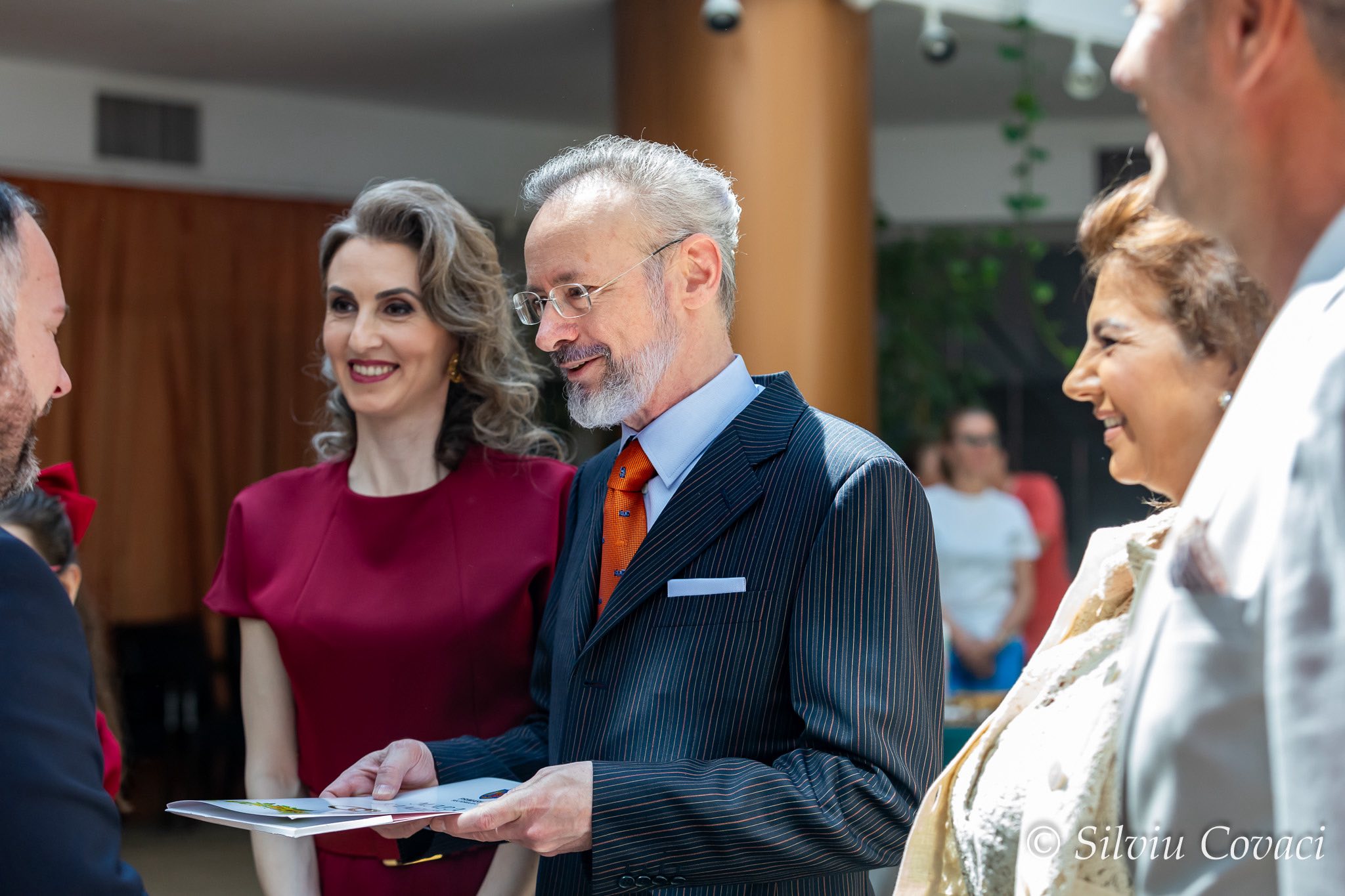 Imagini noi de la cununia civilă a lui Mihai Albu cu Elena Nechifor. Mireasa nu s-a putut abține și a izbucnit în lacrimi