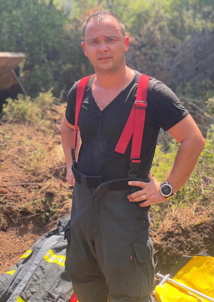 Cine sunt pompierii români trimiși să stingă incendiile din Grecia. „Au plecat să ajute, au plecat să salveze”