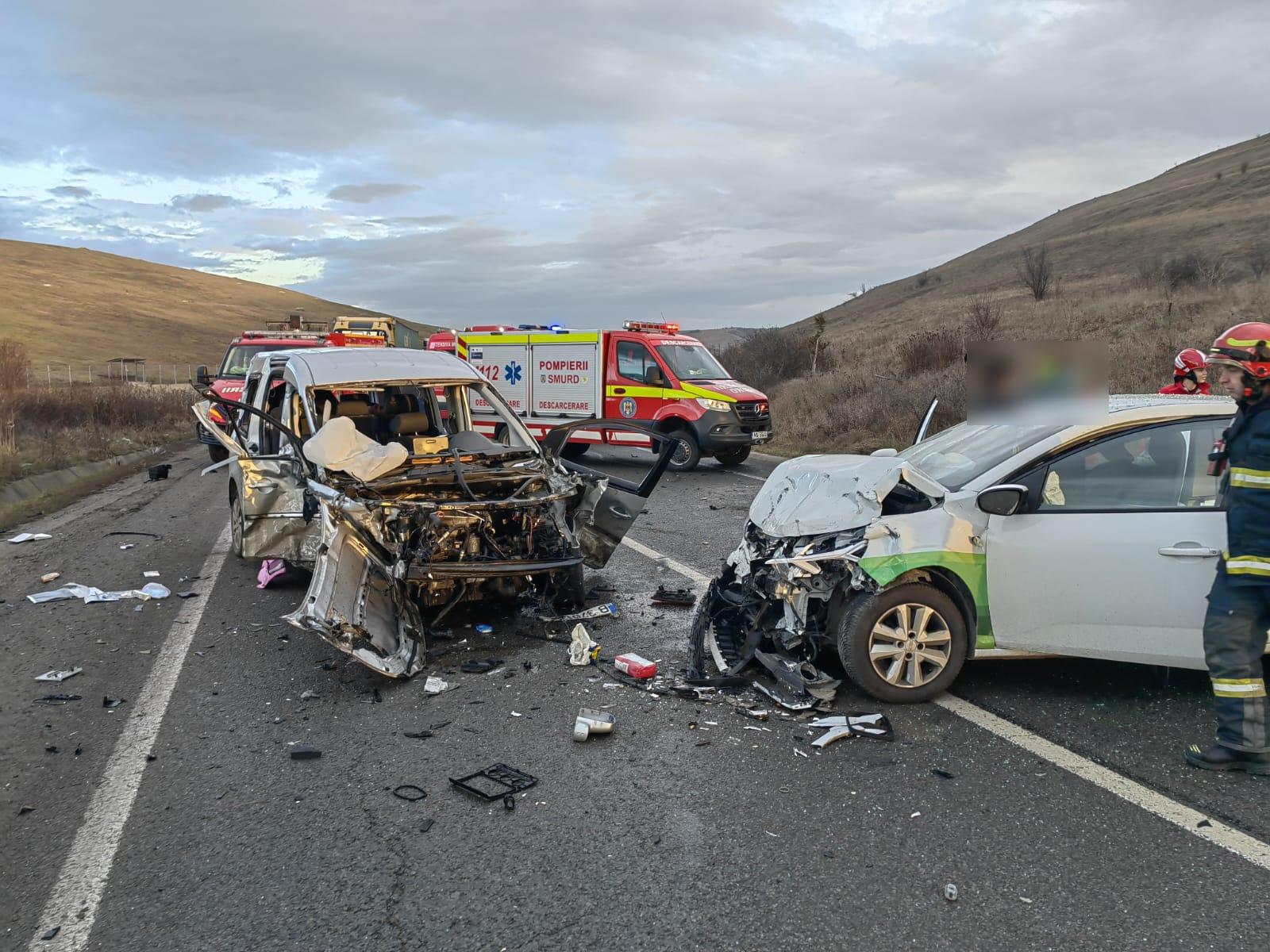 Doi copii între cele șase victime ale unui accident cu trei mașini și un TIR, pe centura Vâlcele-Apahida, în Cluj