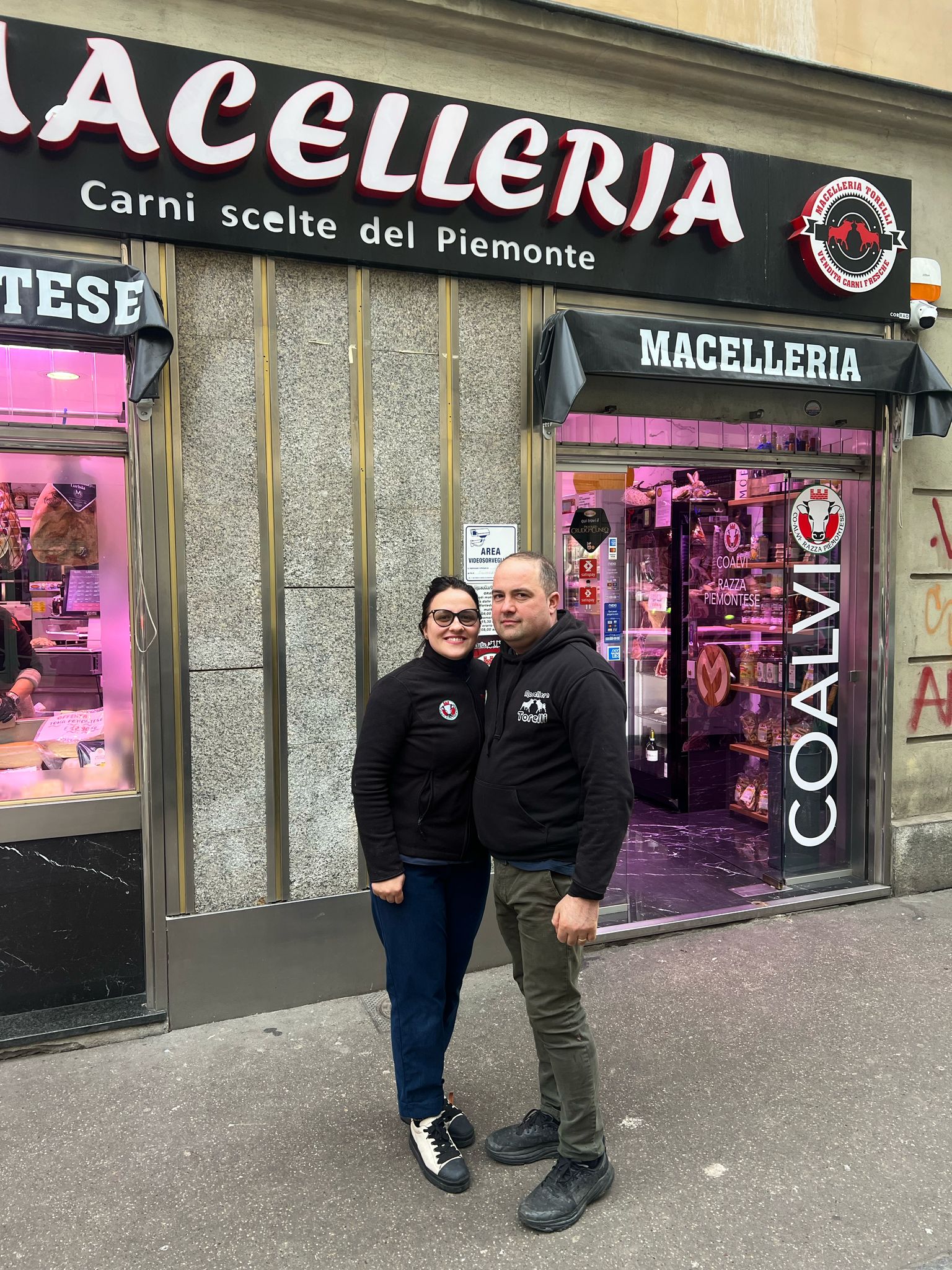 Cum arată viața unui măcelar profesionist: „Băieții din echipa mea câștigă fiecare 1.800 de euro lunar, plus salarii suplimentare”