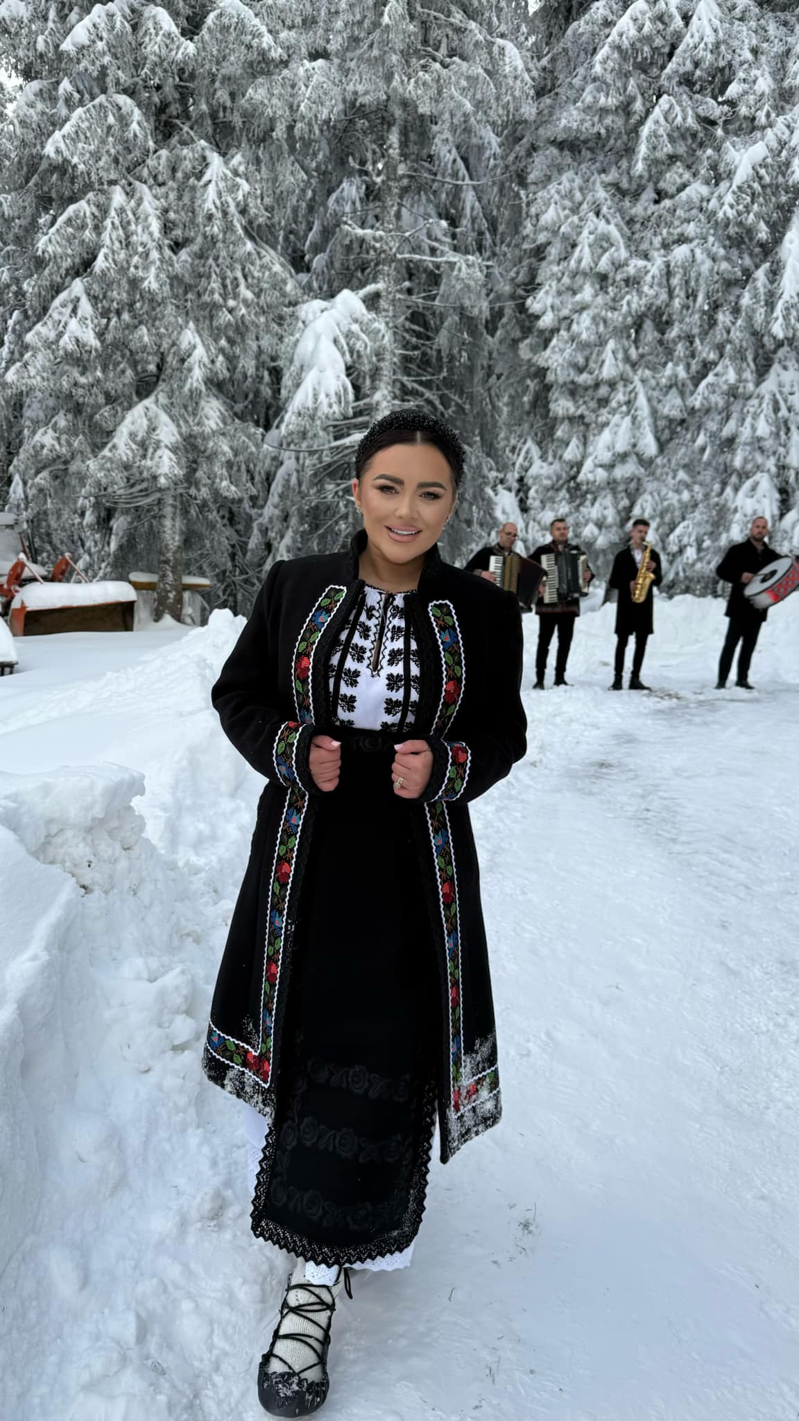 Carmen de la Sălciua, nevoită să își anuleze concertul de colinde. „În viață se întâmplă toate cum sunt rânduite”