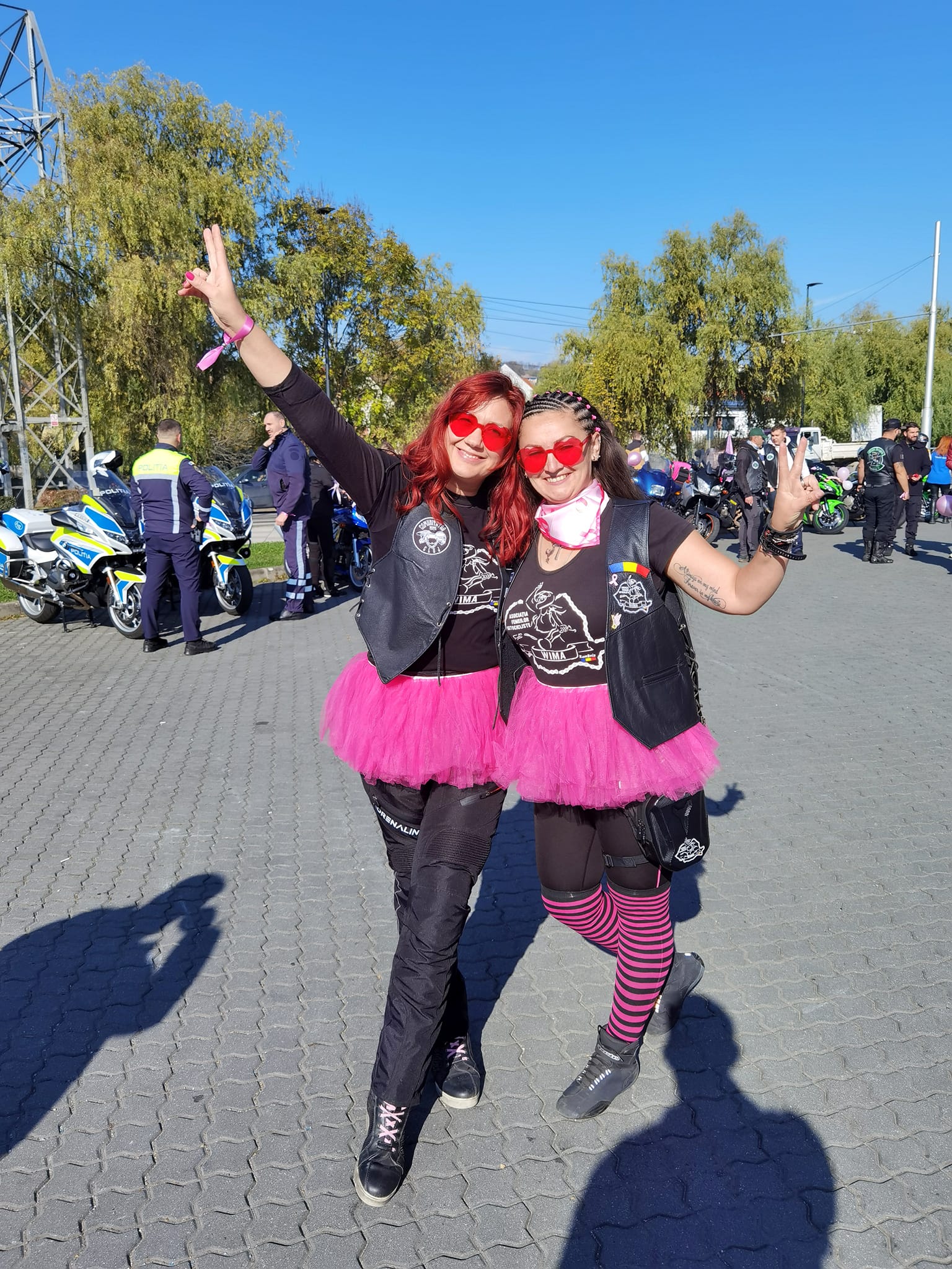 Marşuri moto Pink Ride în Bucureşti şi Cluj-Napoca, pentru conștientizarea precoce a cancerului de sân