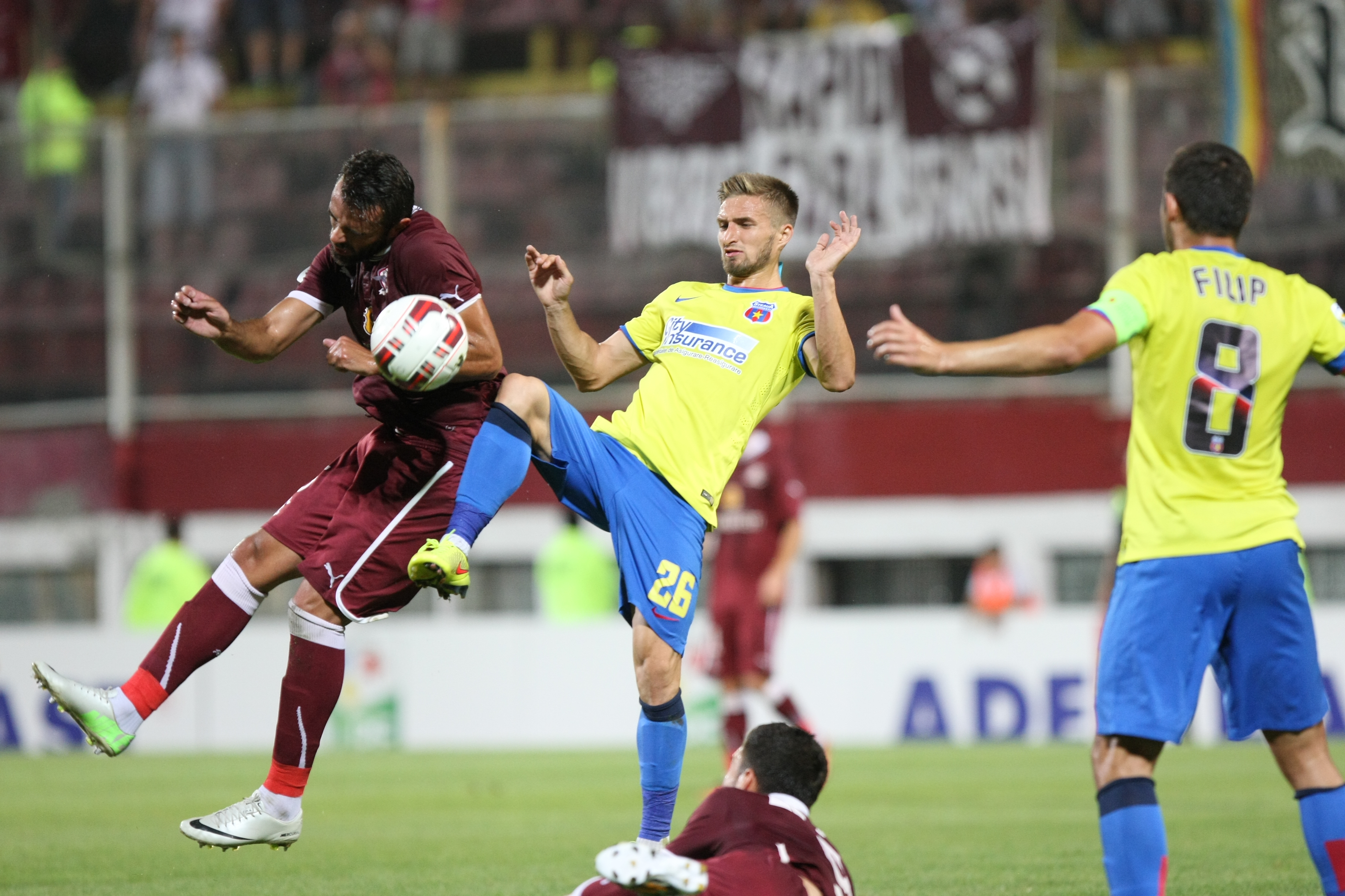 FOTO&VIDEO / Rapid - Steaua 1-2. "Renegatul" Keşeru îşi merită salariul