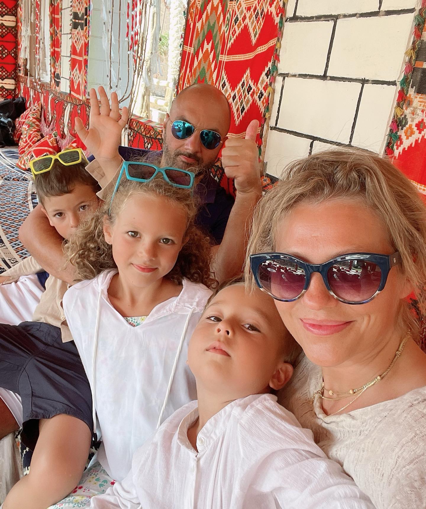 Mirela Vaida și soțul ei aniversează astăzi 13 ani de căsnicie. Ce a transmis vedeta pe contul de socializare