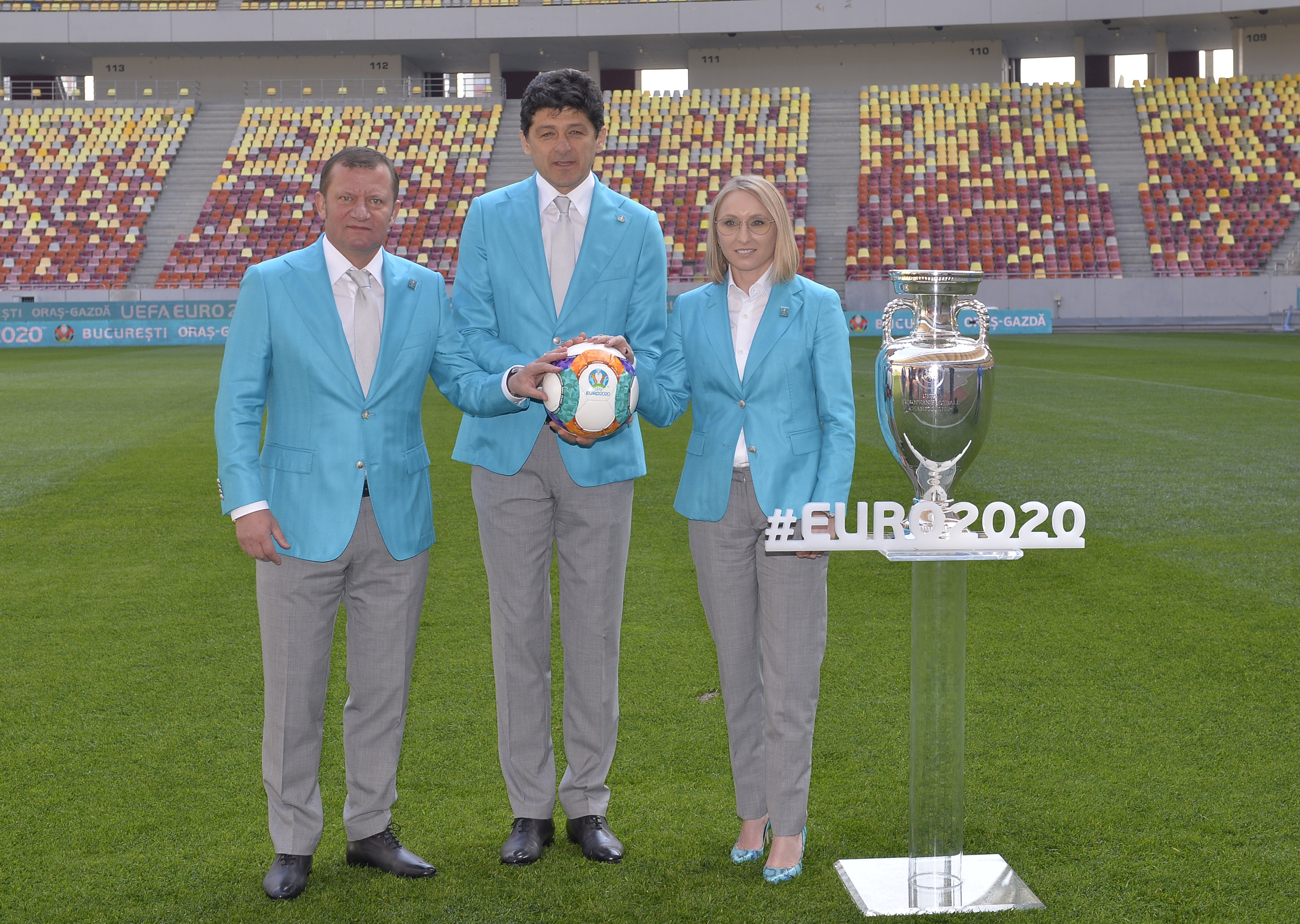 Trofeul CE 2020, la București. Cupa ”Henri Delaunay” a fost la Arena Națională. Sâmbătă, la Mega Mall | GALERIE FOTO&VIDEO