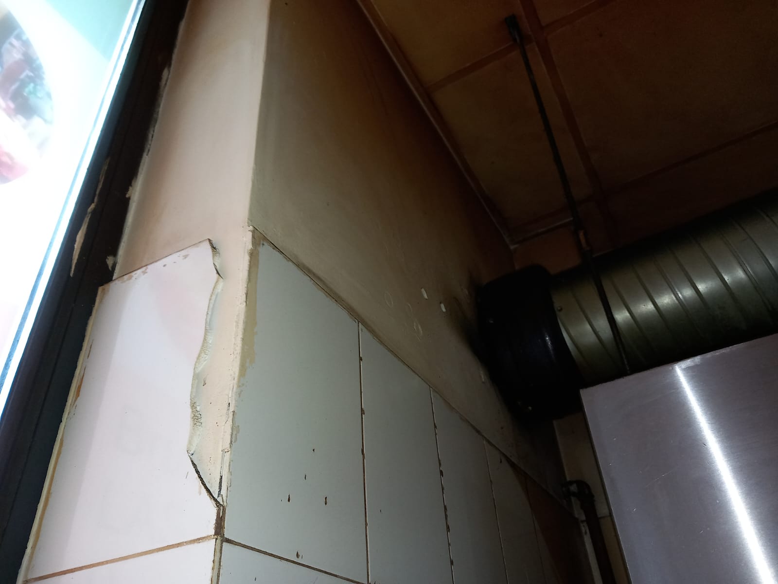 Restaurantul La Marilu din Bucureşti, închis temporar de ANPC, după ce au fost găsite mai multe nereguli