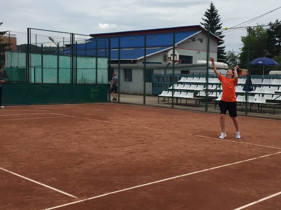 ​Ana Maria Brânză Popescu a dat spada pe racheta de tenis și i-a aruncat mănușa Simonei Halep / FOTO&VIDEO EXCLUSIV​