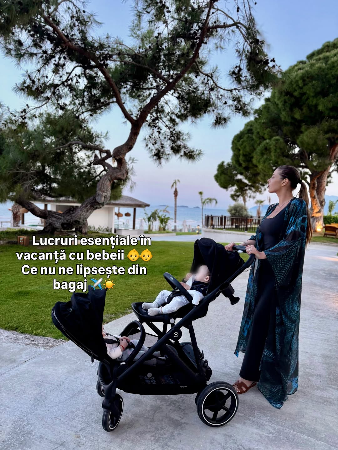Imagini cu Roxana Nemeș și gemenii ei în vacanță, în Turcia. Cât costă sejurul la resortul de cinci stele din Antalya