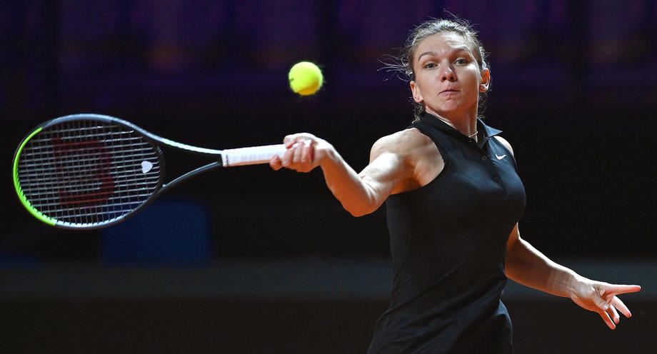 Simona Halep, în semifinale la Stuttgart. Sâmbătă se bate pentru un loc în finală