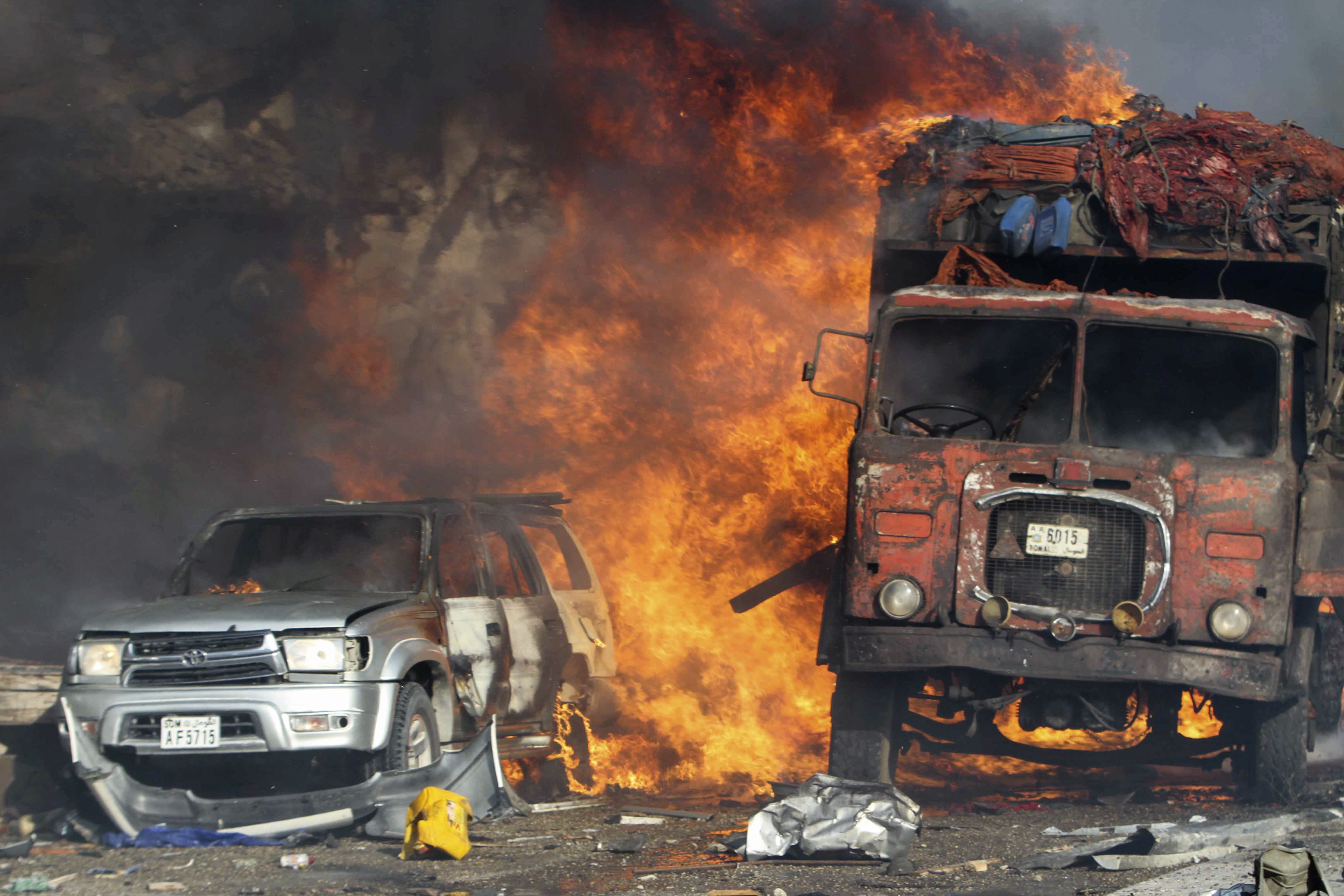 FOTO| Bilanțul victimelor atacului cu bombă din Somalia a depășit 230 de morți