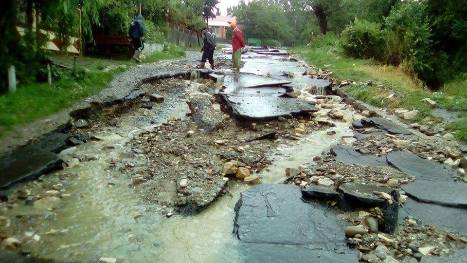 Imagini apocaliptice în judeţul Buzău! Natura a făcut ravagii