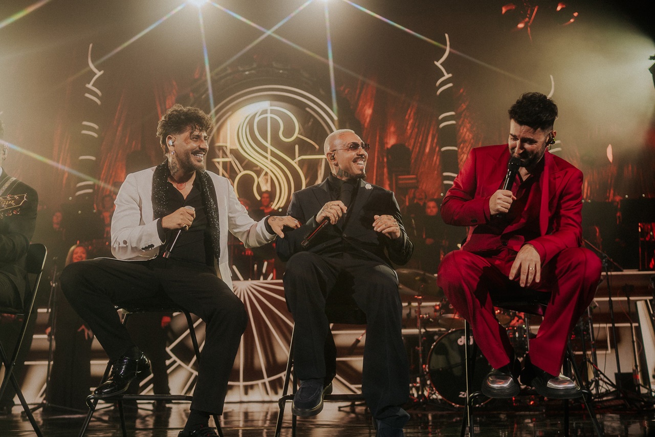 Cum a fost la concertul „Armonie”, susținut de Smiley pe scena de la Sala Palatului din București: „Am trecut prin toate stările și emoțiile”