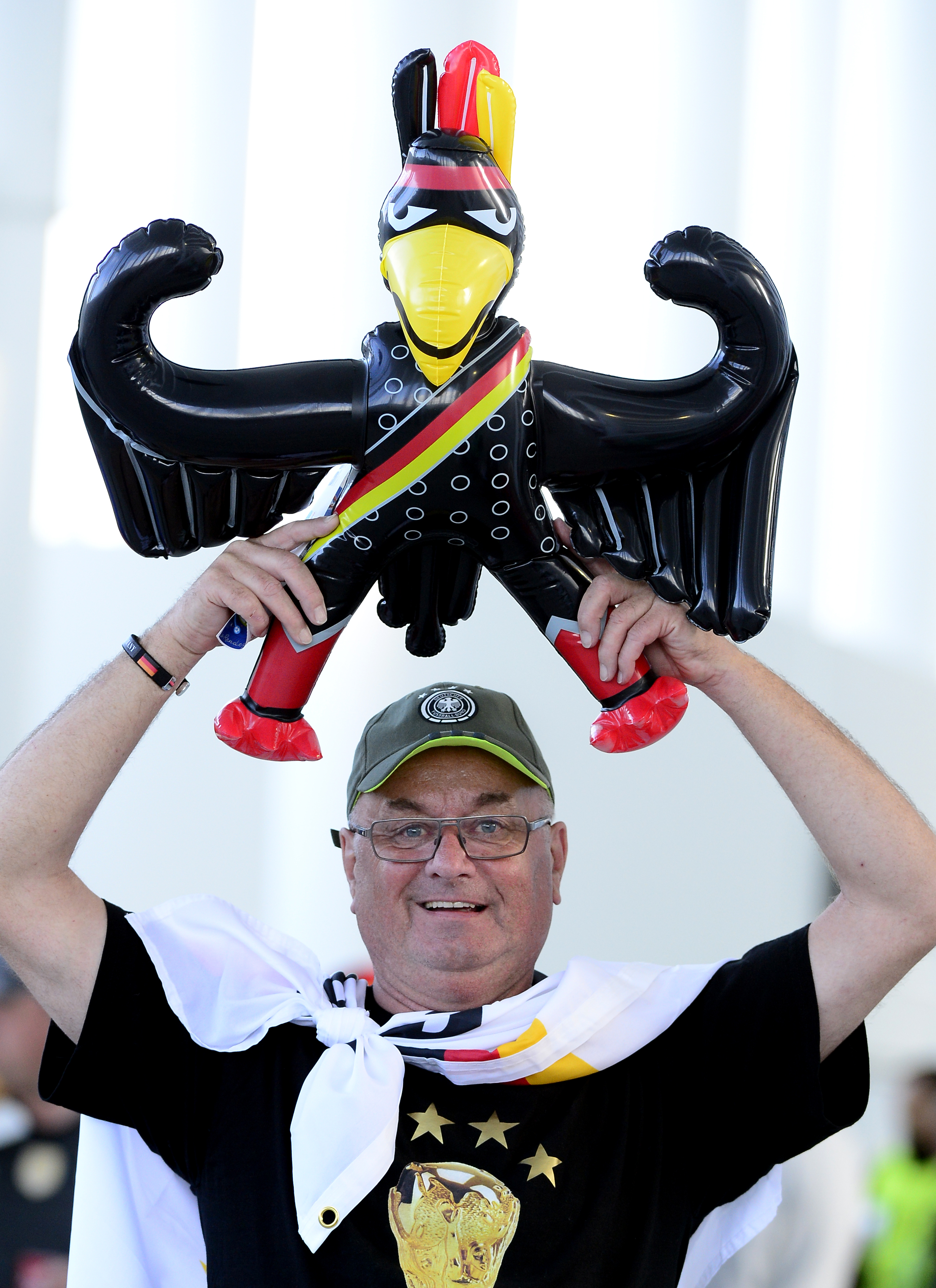 Euro 2016, sferturi. Spectacol în tribune la supermeciul Germania - Italia. Soțiile jucătorilor s-au amestecat printre fani / GALERIE FOTO