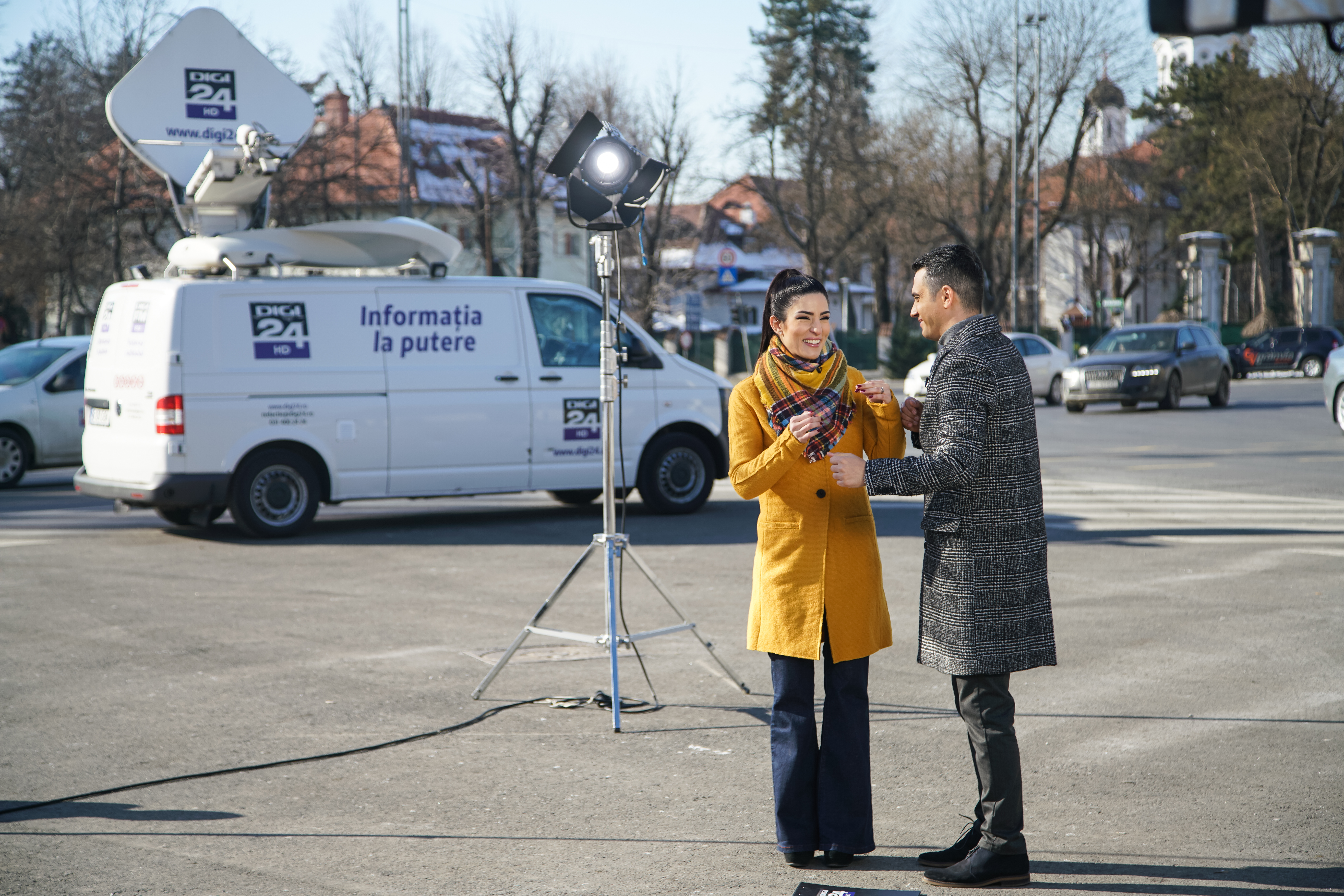 Anca Dumitrescu și Cătălin Petre dau deșteptarea la Digi24. Le place să se trezească dimineața și nu s-ar muta pe alt interval orar