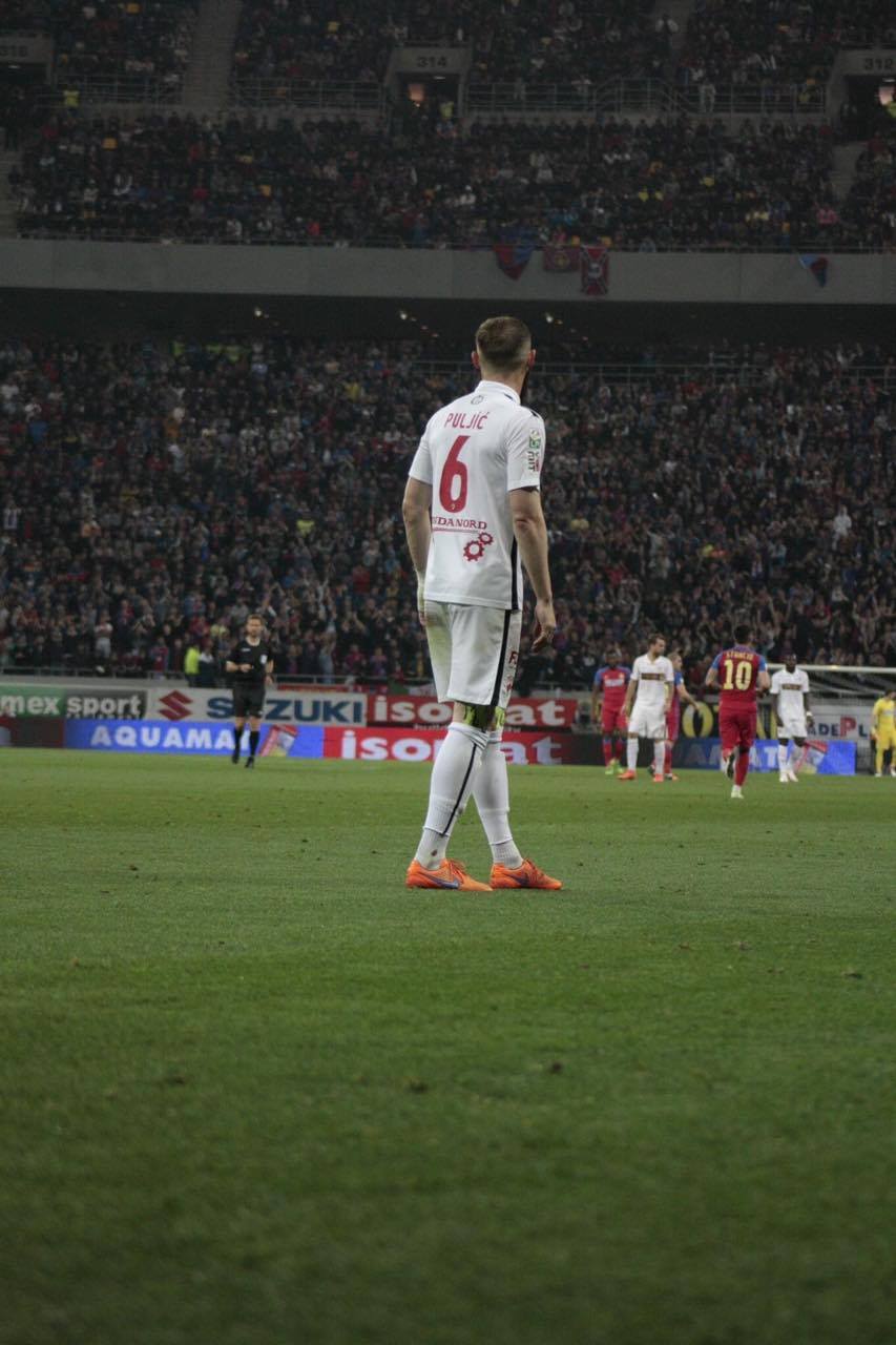 Povestea unui derby fără stele! / FOTO