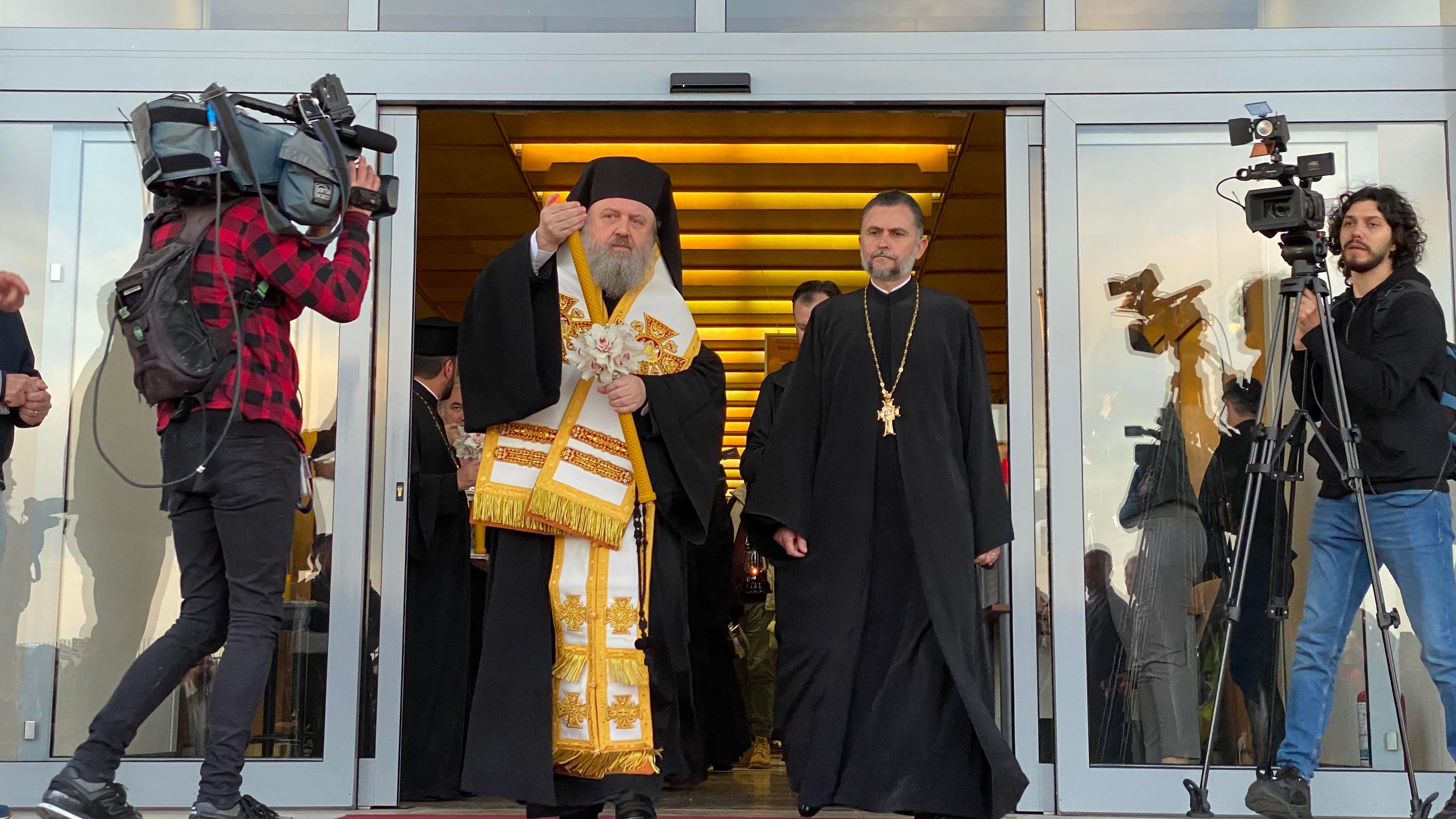 Hristos a înviat! Imagini de la liturghia de Înviere de la Patriarhia Română, oficiată de Preafericitul Daniel