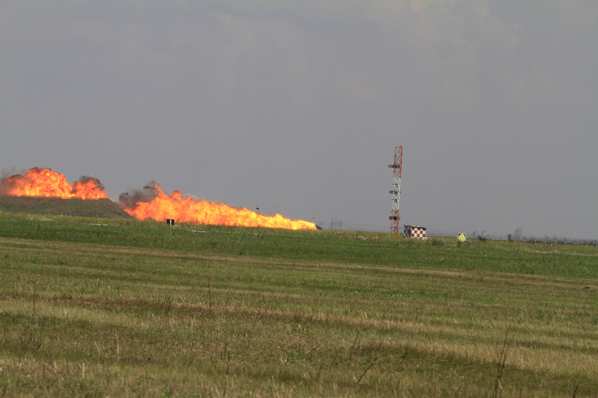 EXCLUSIV | Un martor povestește momentul prăbușirii avionului MIG 21 Lancer la showul aviatic de la baza Borcea