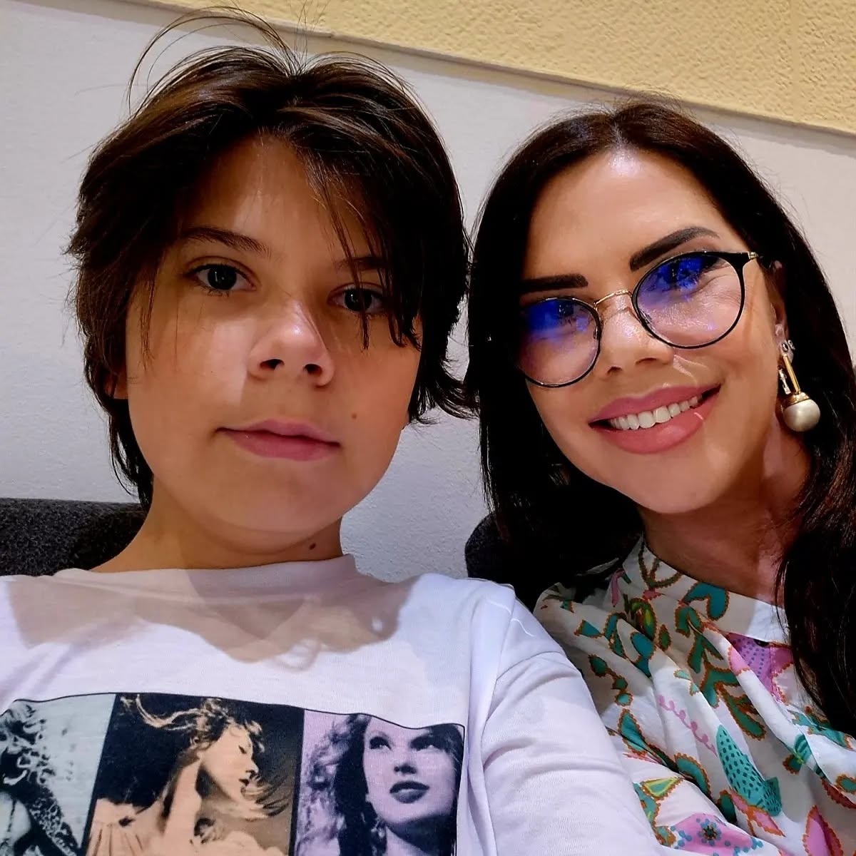 Unde studiază fiul Luminiței Anghel. Filip a terminat șef de promoție